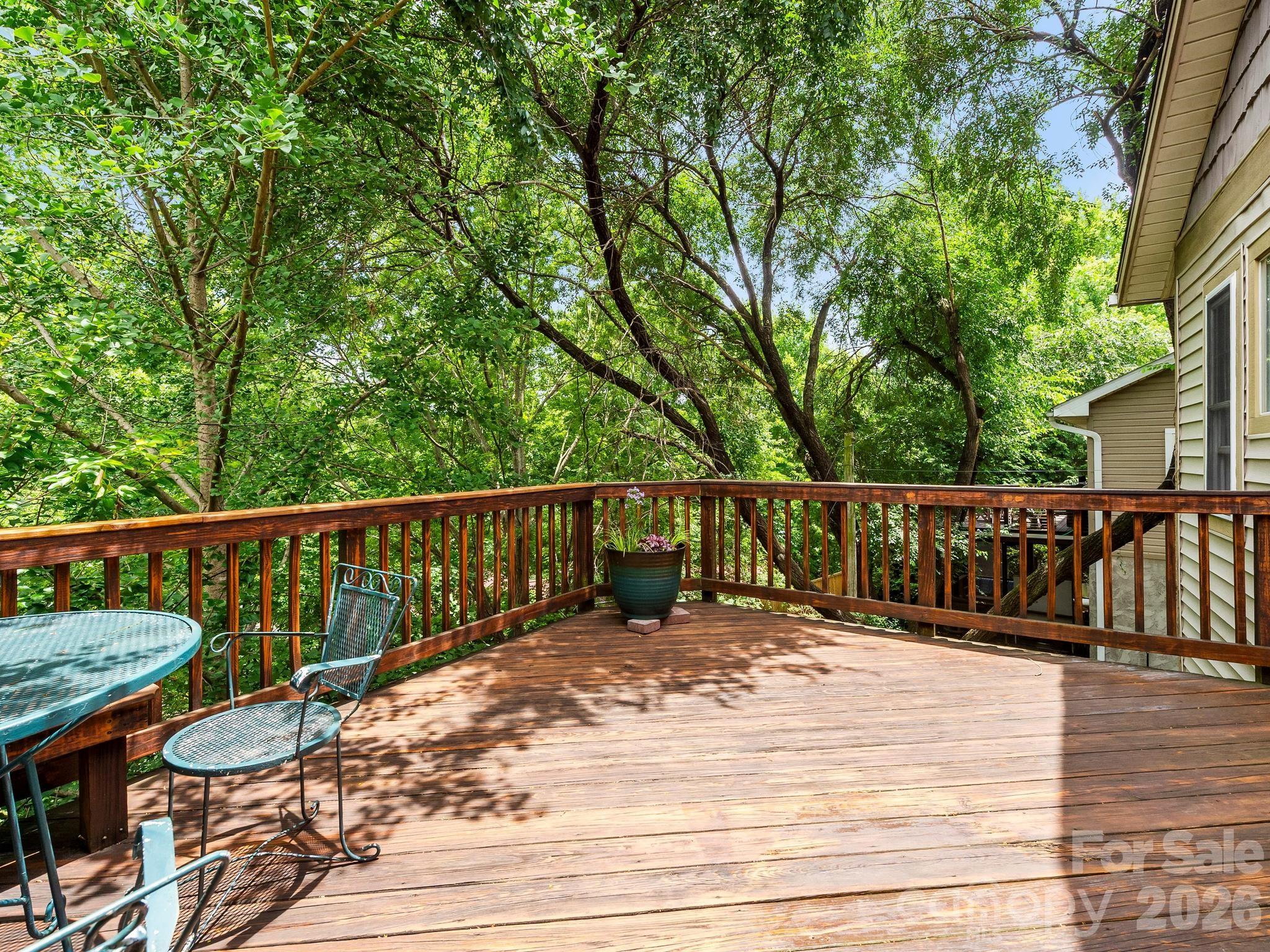16 Jefferson Drive Property Photo 21