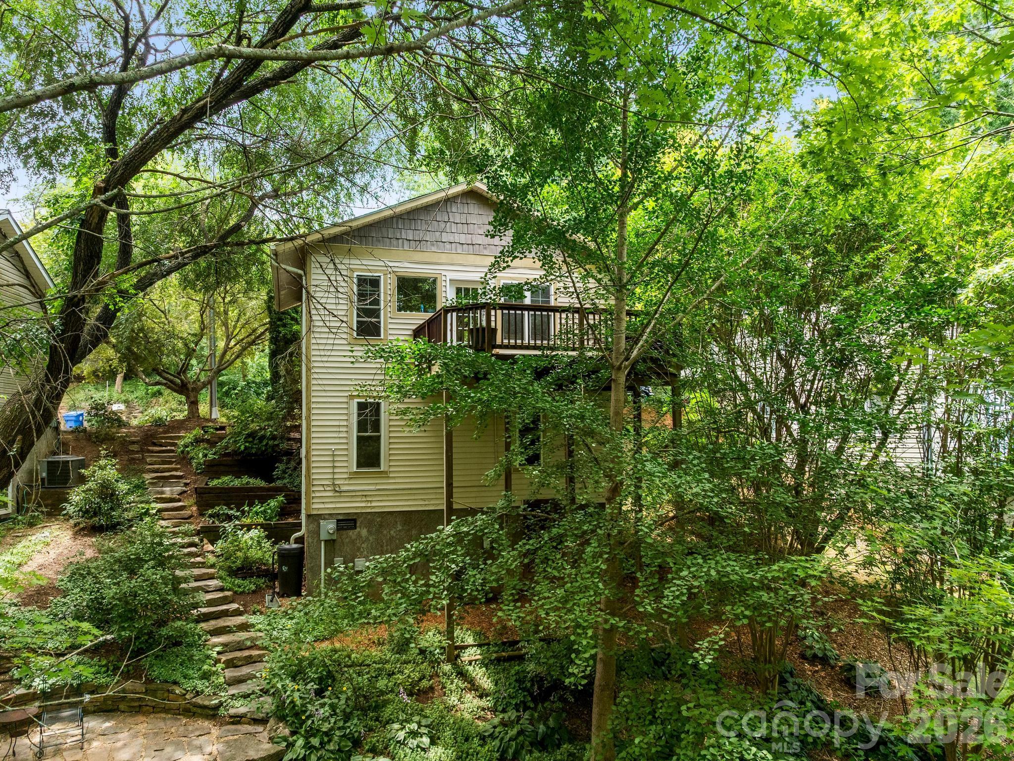 16 Jefferson Drive Property Photo 24