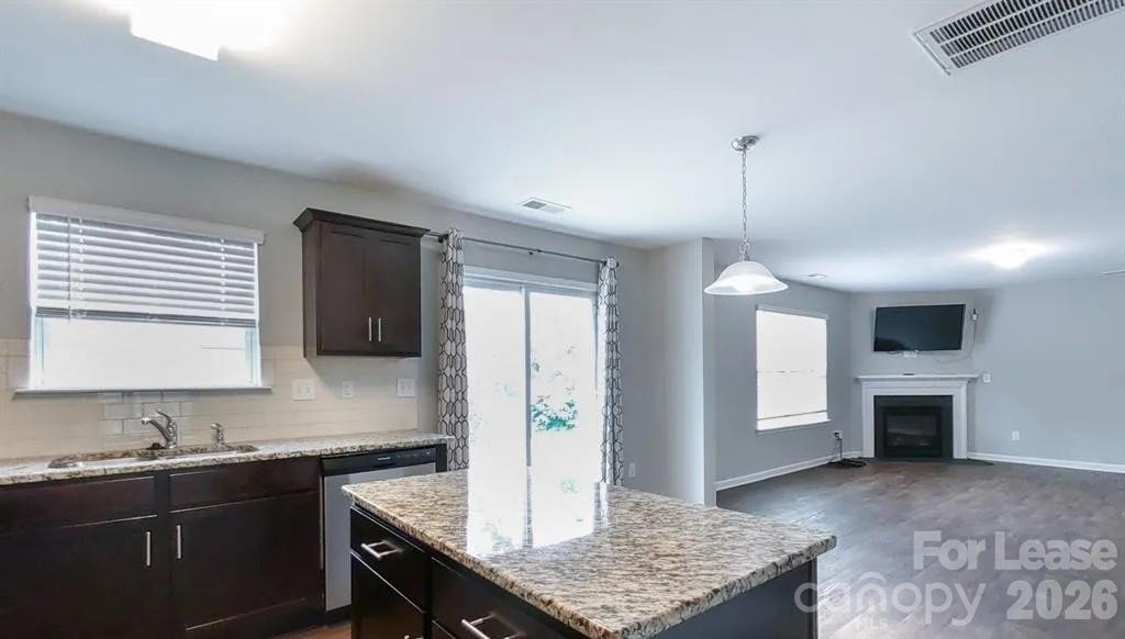1525 Lilly Springs Place Property Photo 8