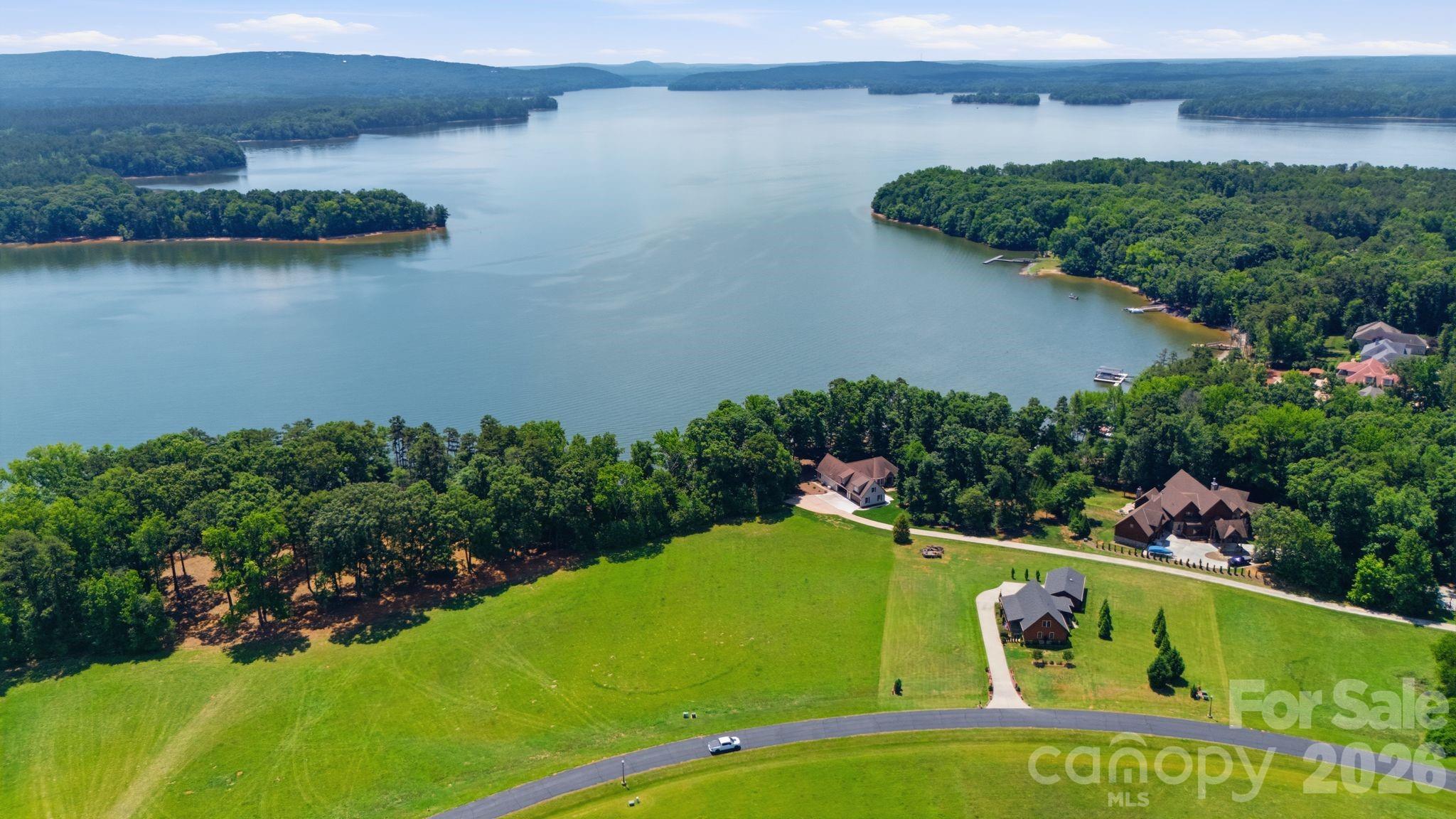 206 Kendricks Cove Property Photo 2