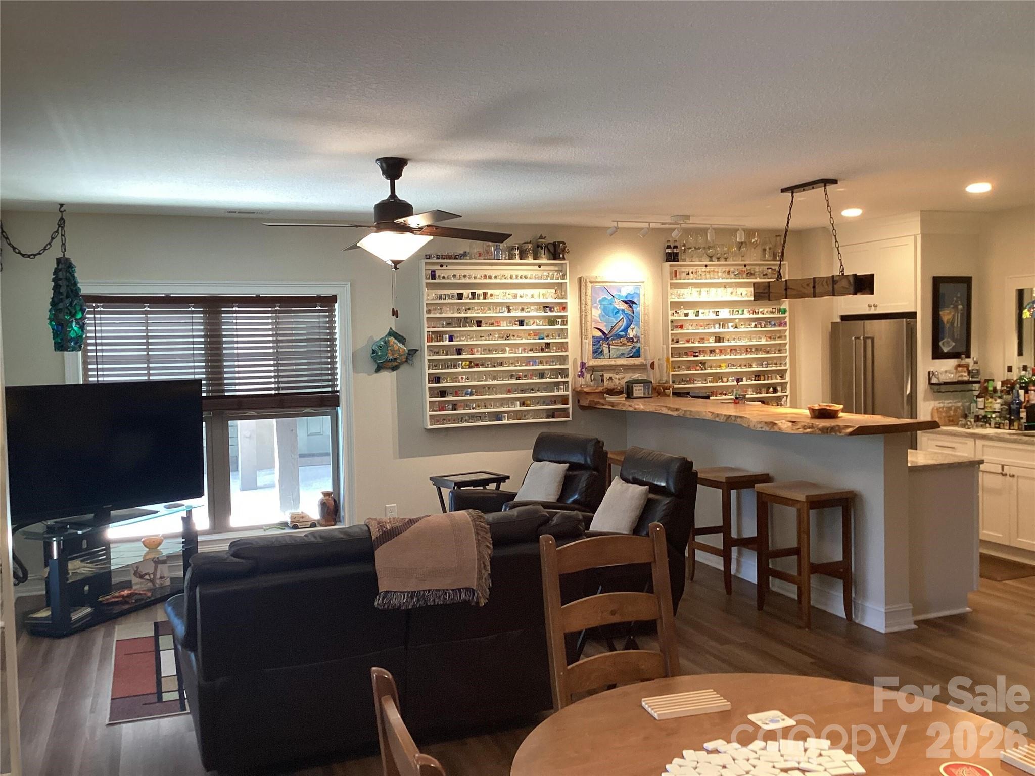 1052 Porter Creek Drive Property Photo 14