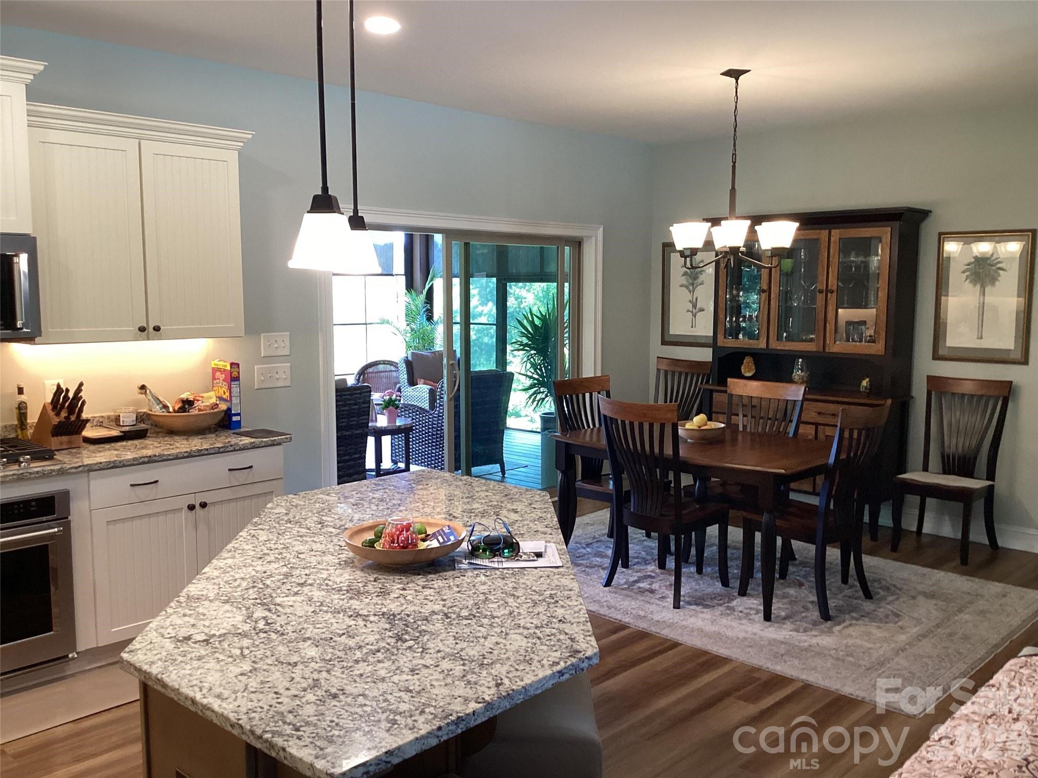 1052 Porter Creek Drive Property Photo 16