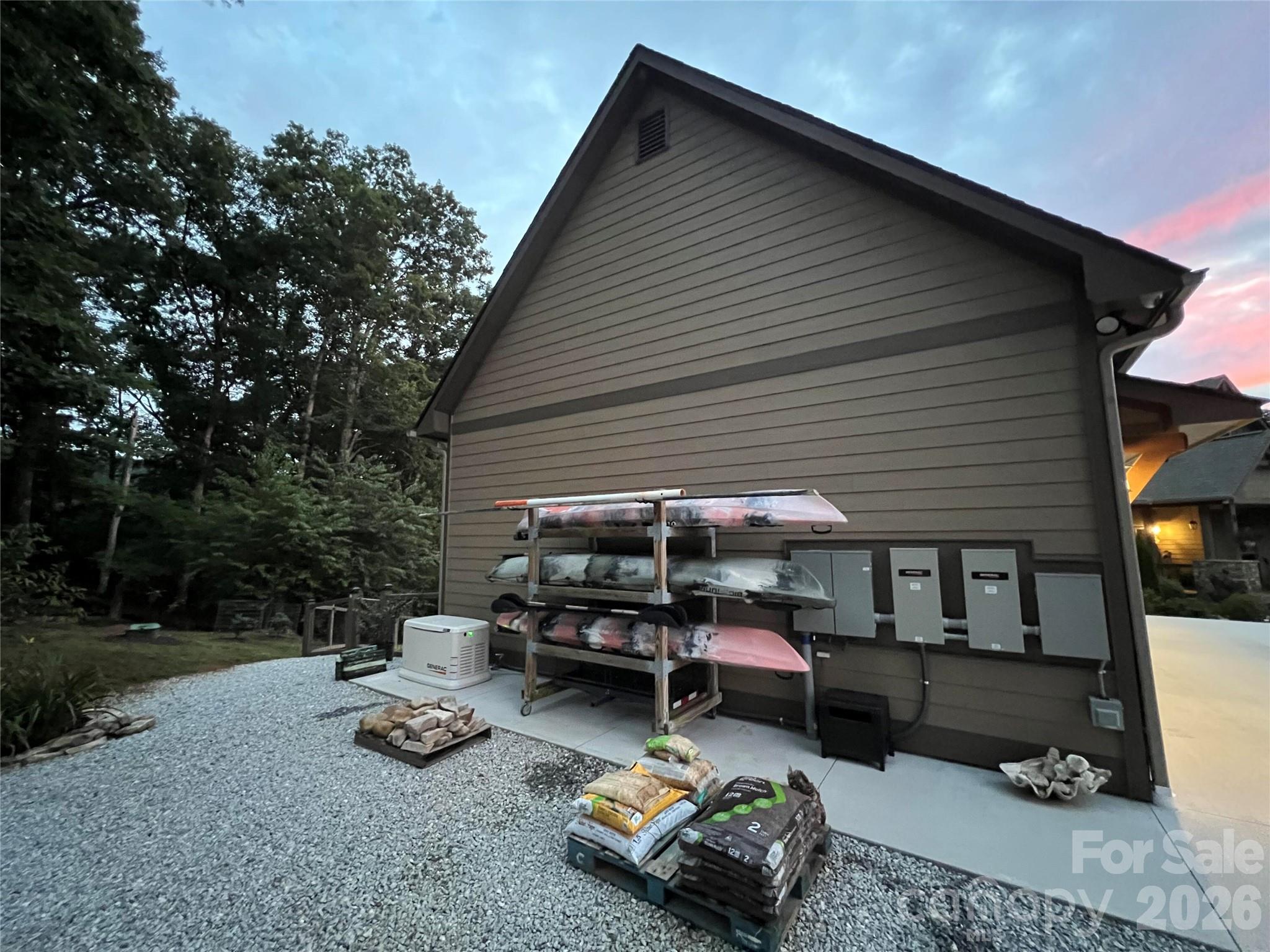 1052 Porter Creek Drive Property Photo 40
