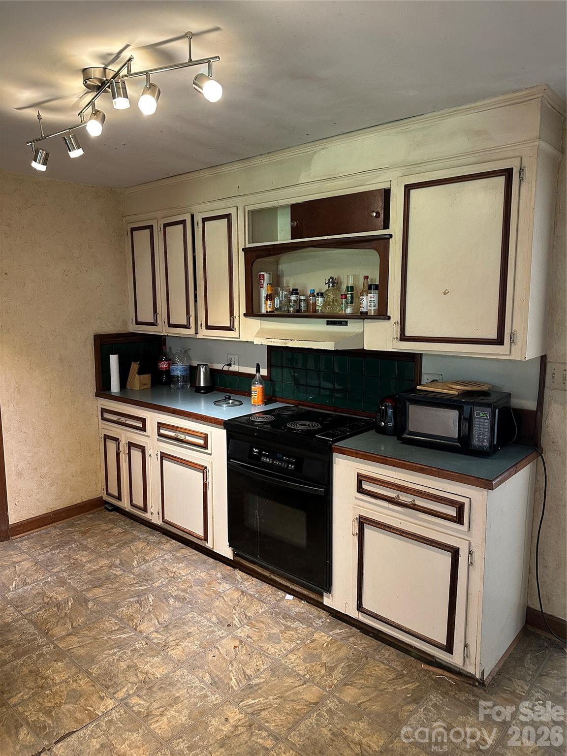 4397741 Property Photo 5