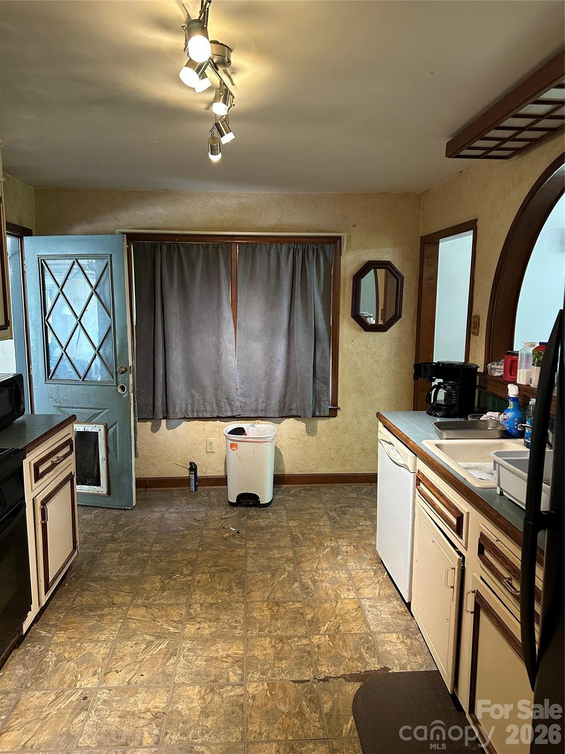 4397741 Property Photo 10