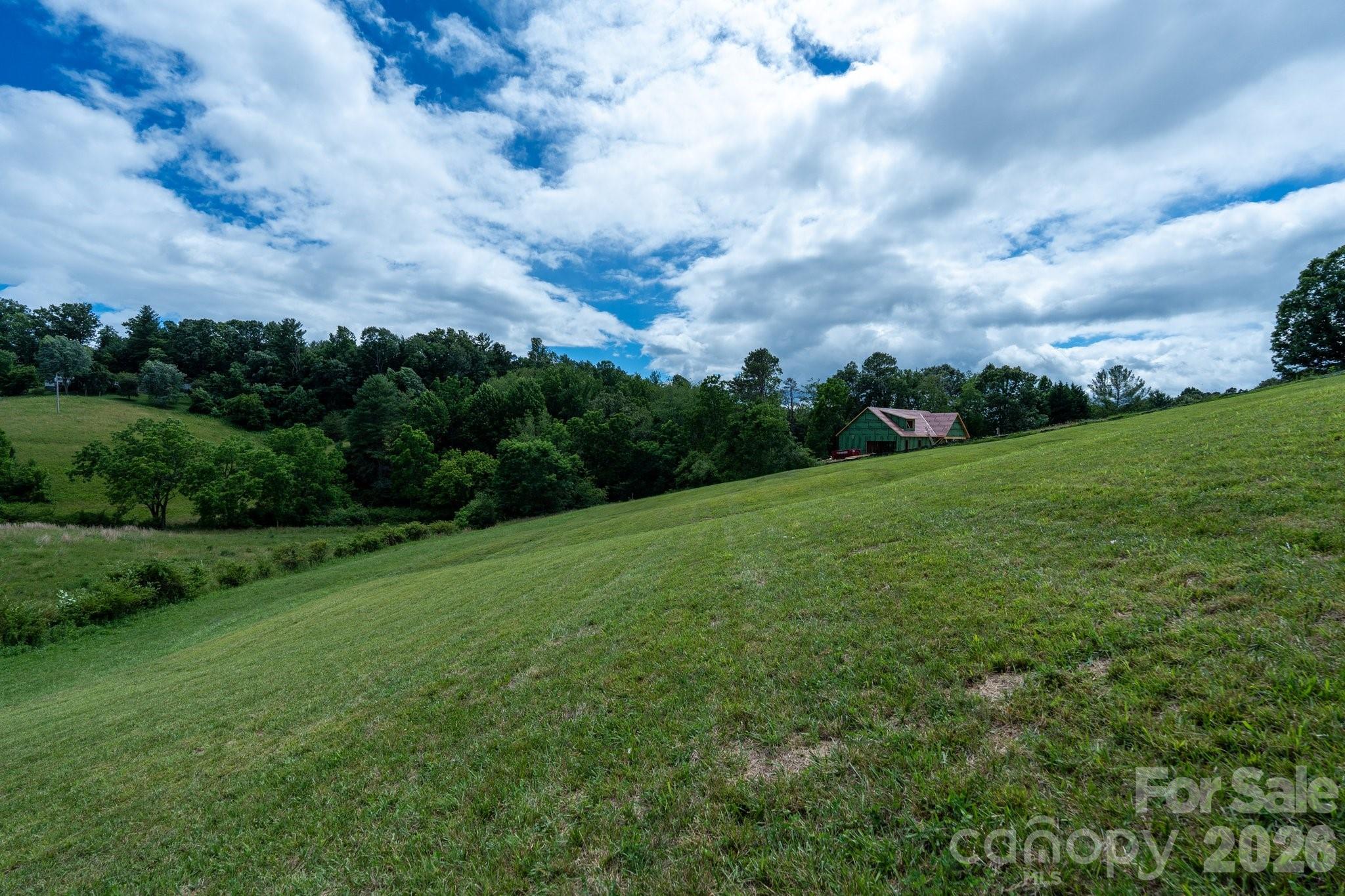 112 Grandview Ridge Drive Property Photo 3