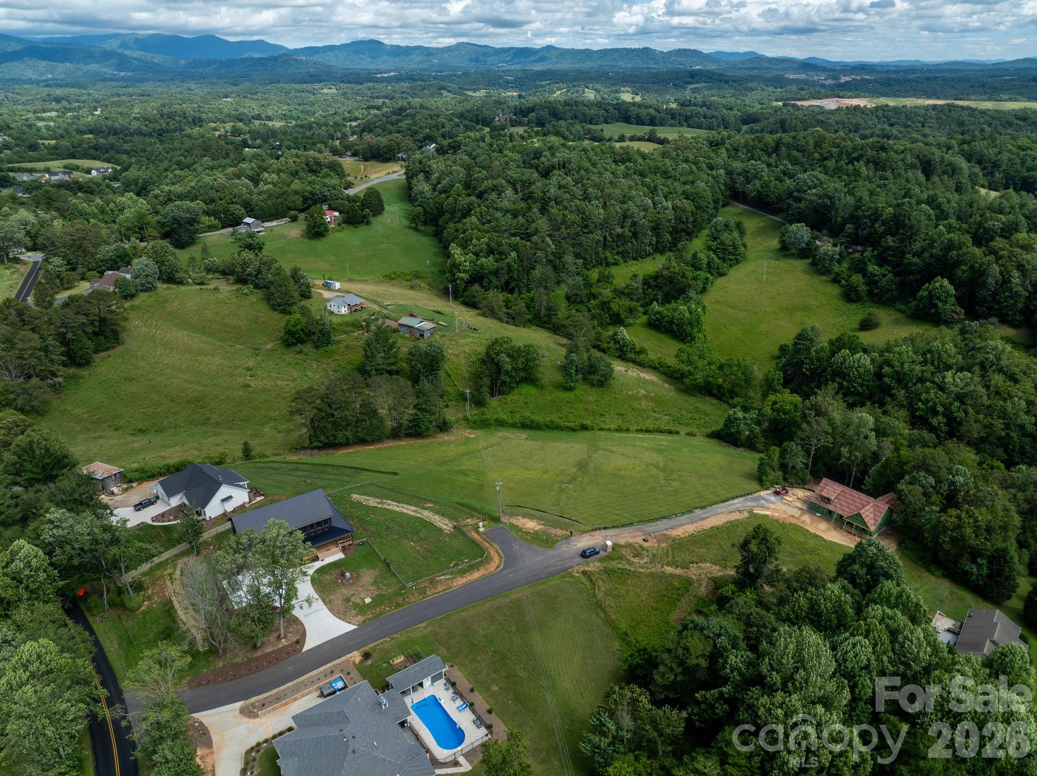 112 Grandview Ridge Drive Property Photo 17