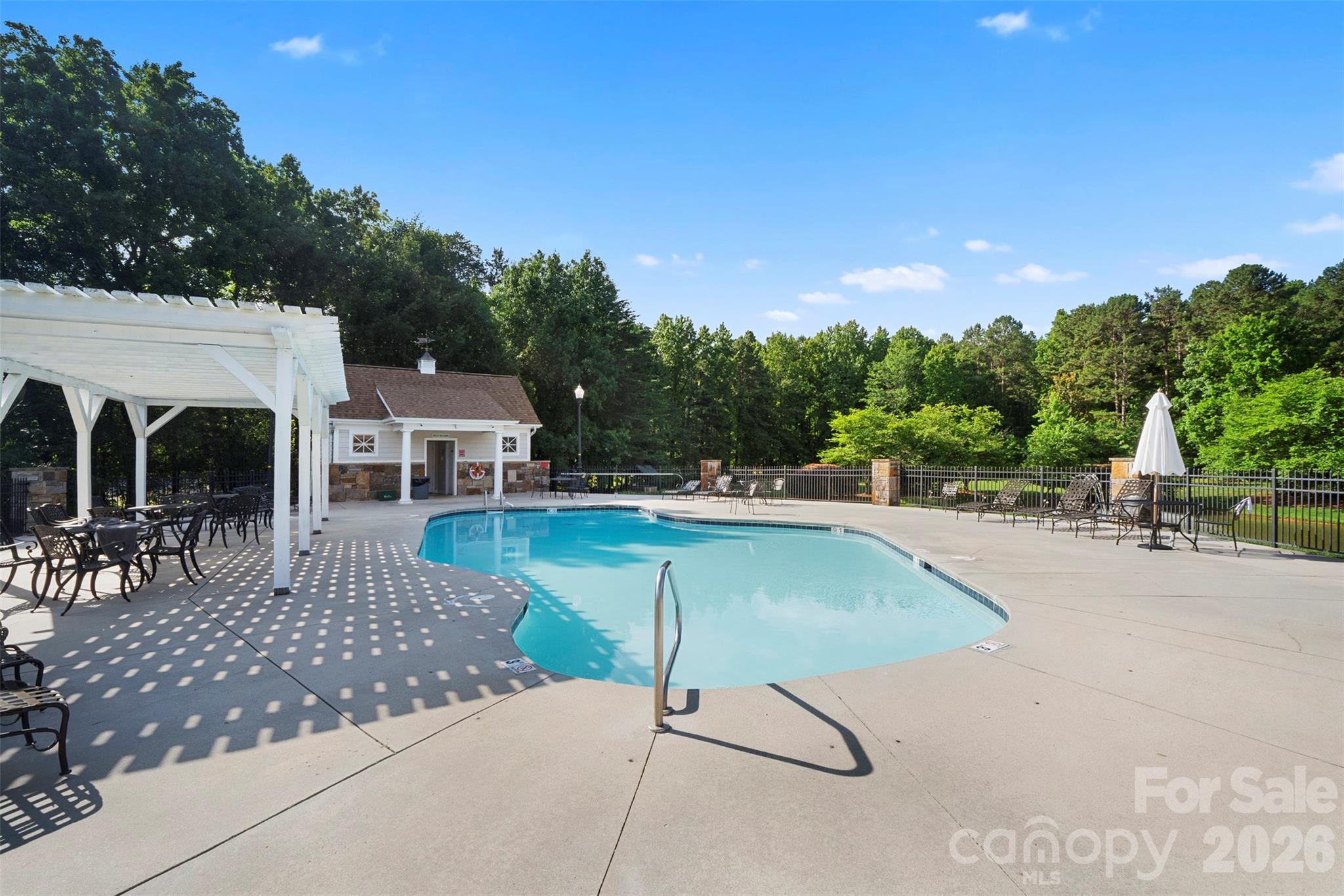 268 Kendricks Cove Property Photo 15