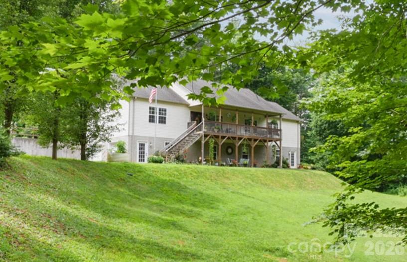 90 King Road Property Photo 1
