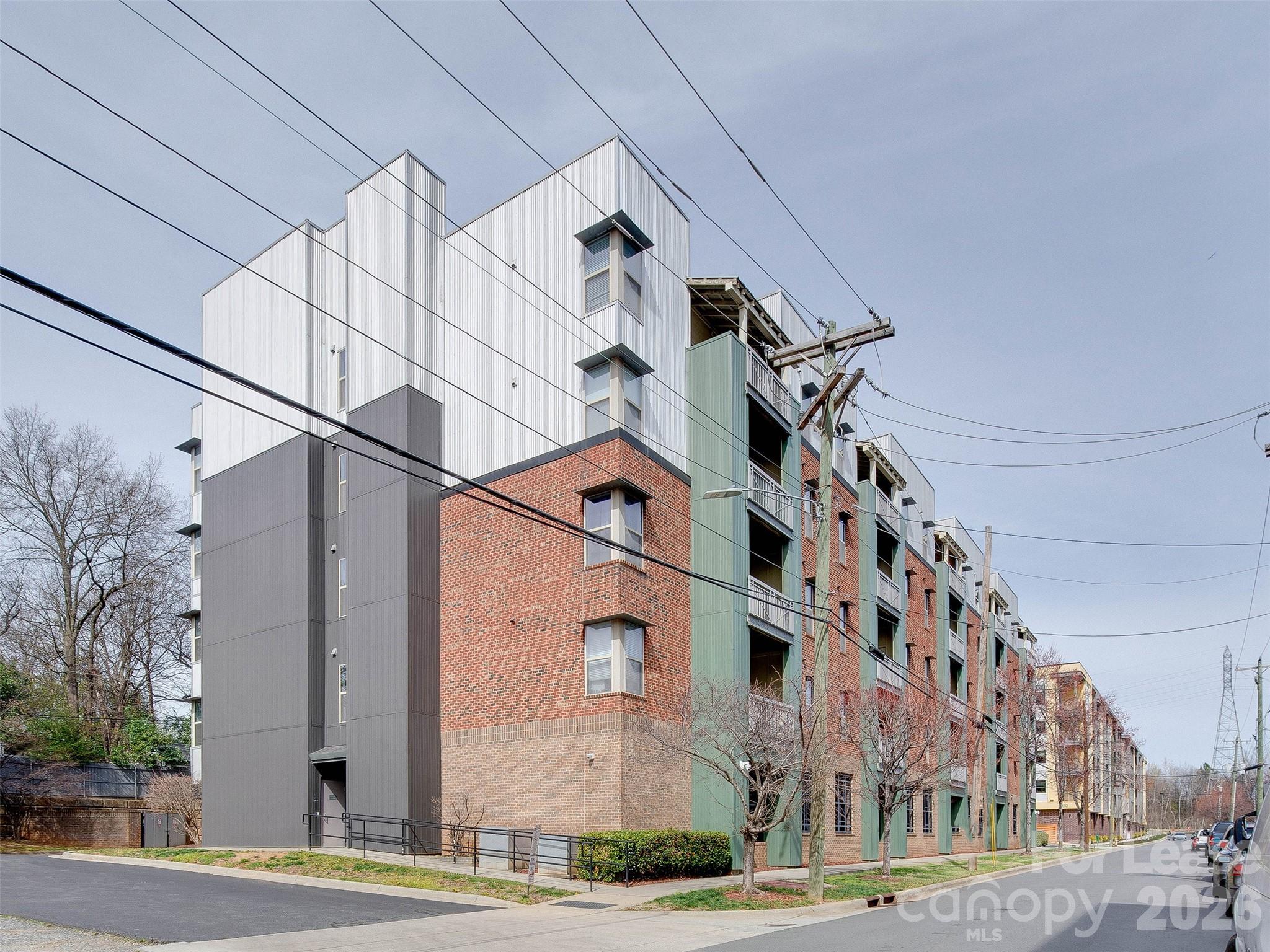 630 Calvert Street 407 Property Photo 1