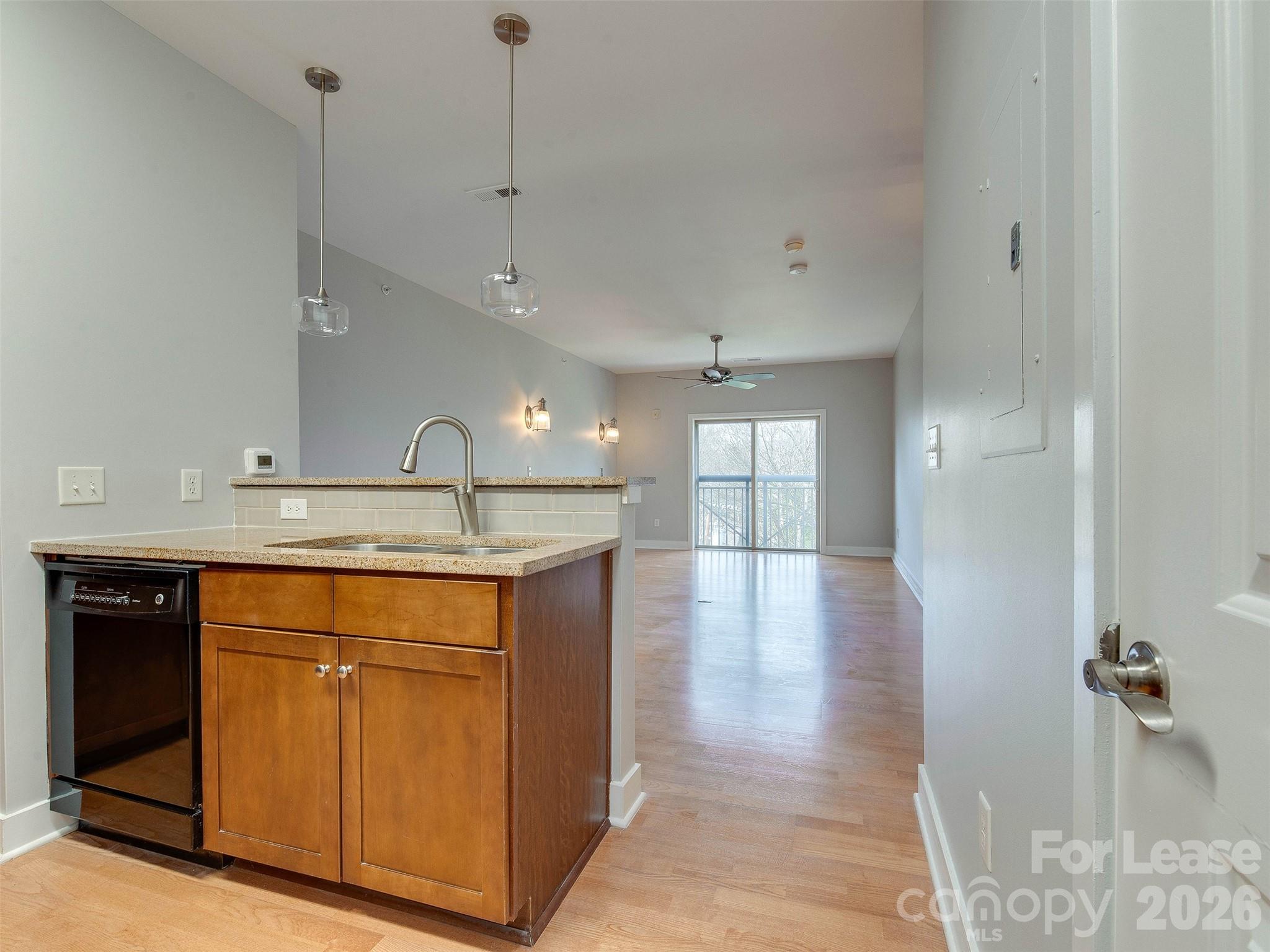 630 Calvert Street 407 Property Photo 6