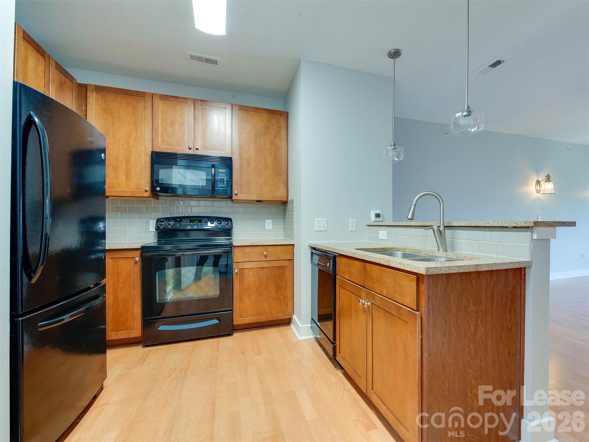 630 Calvert Street 407 Property Photo 8