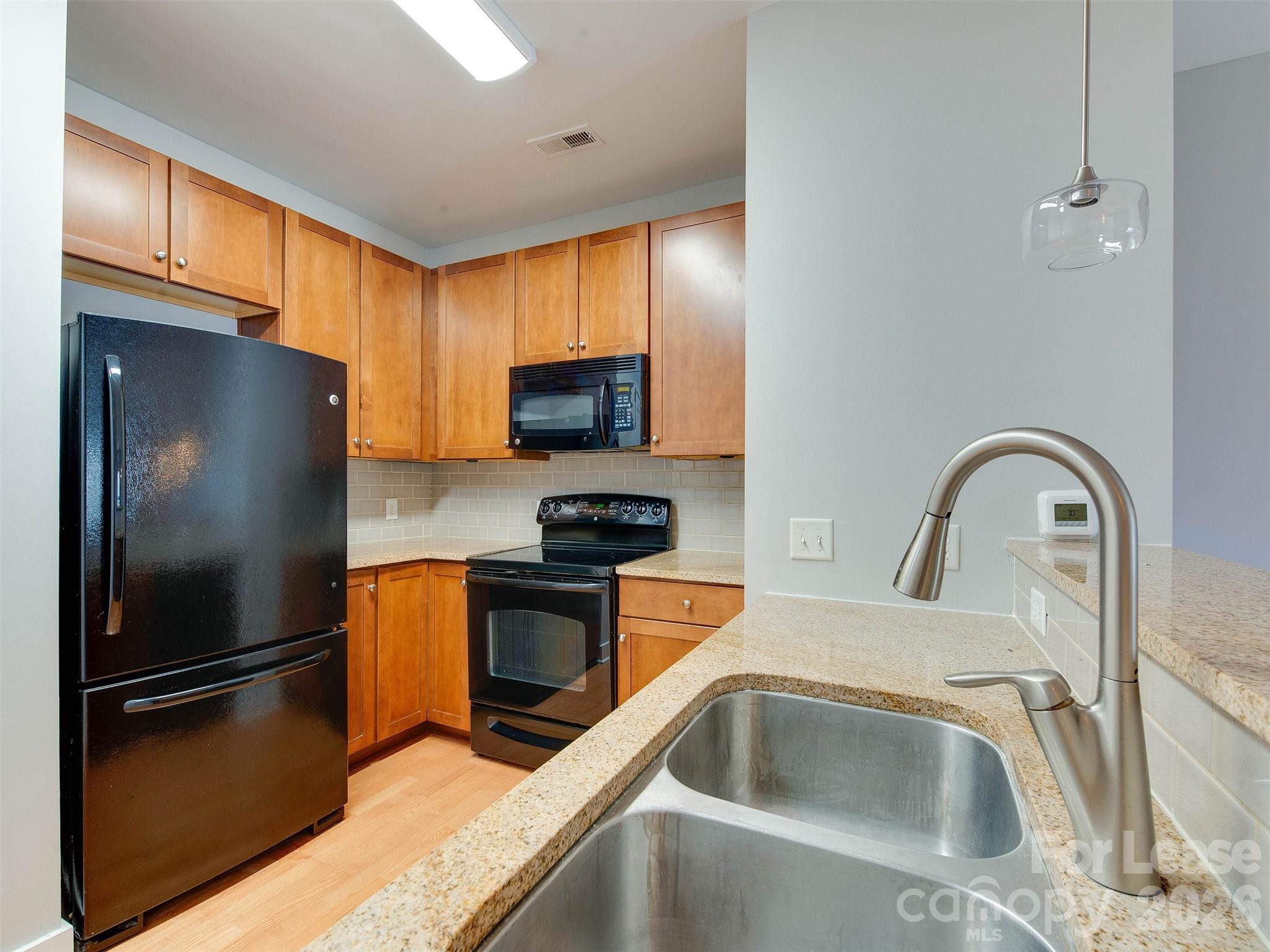 630 Calvert Street 407 Property Photo 10
