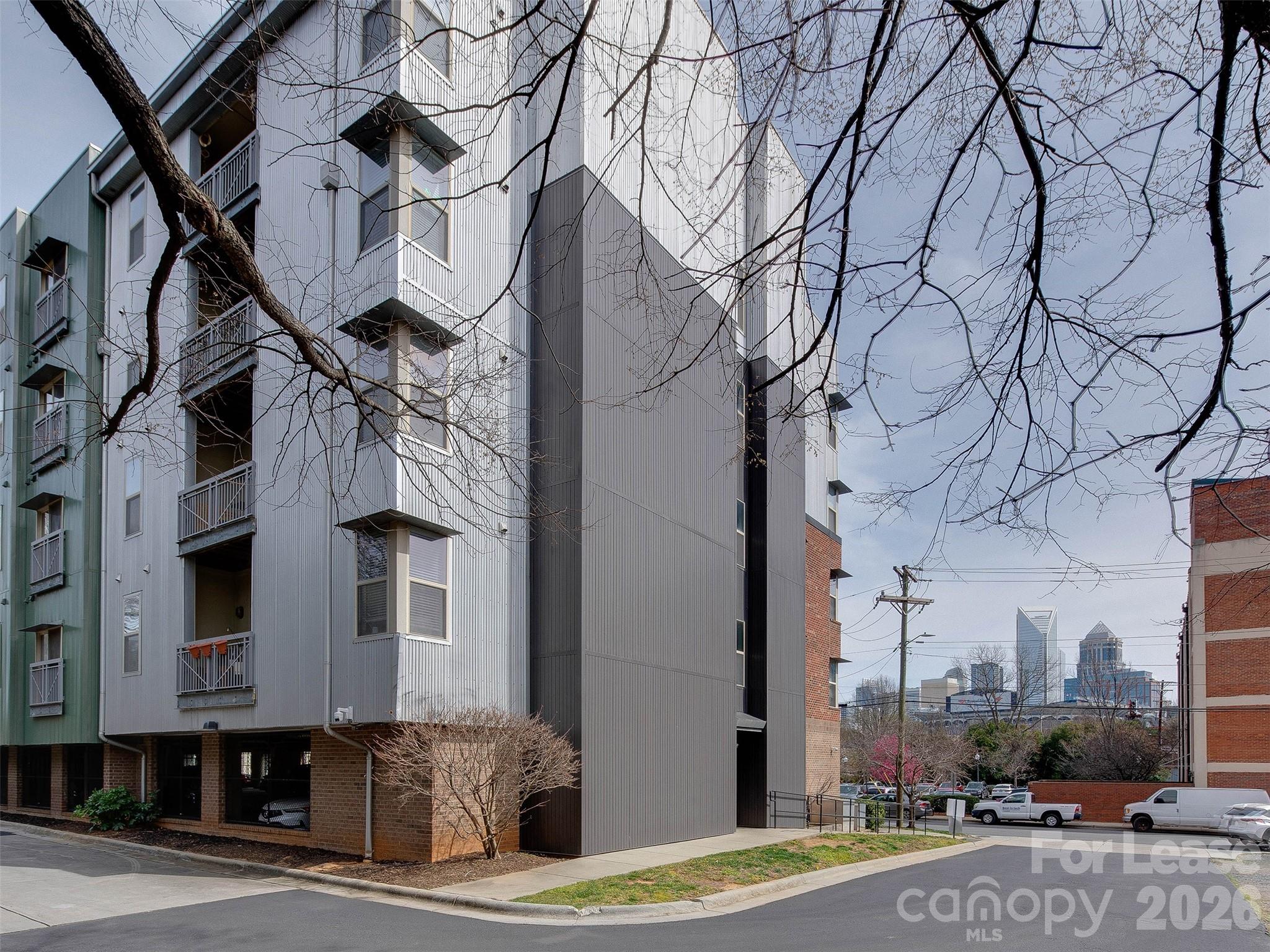 630 Calvert Street 407 Property Photo 30