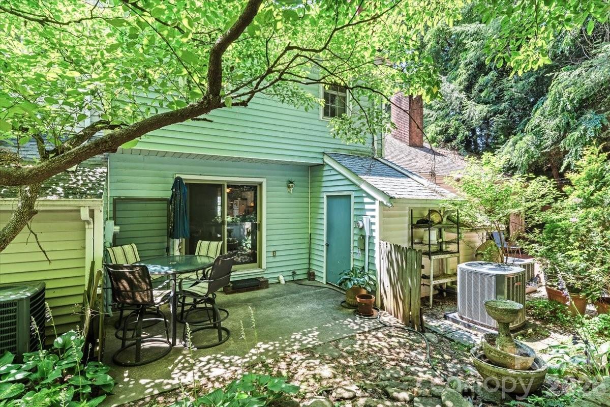 39 Wildwood Avenue Property Photo 6