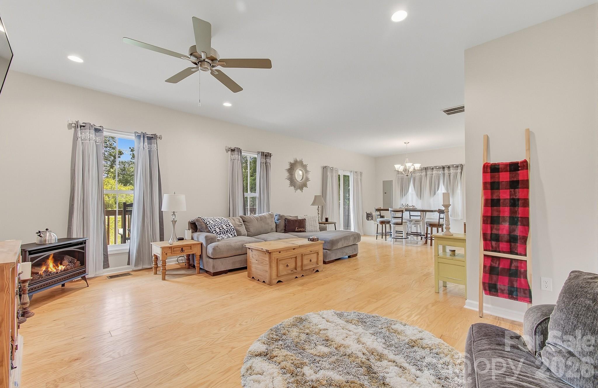 777 High Street Property Photo 36