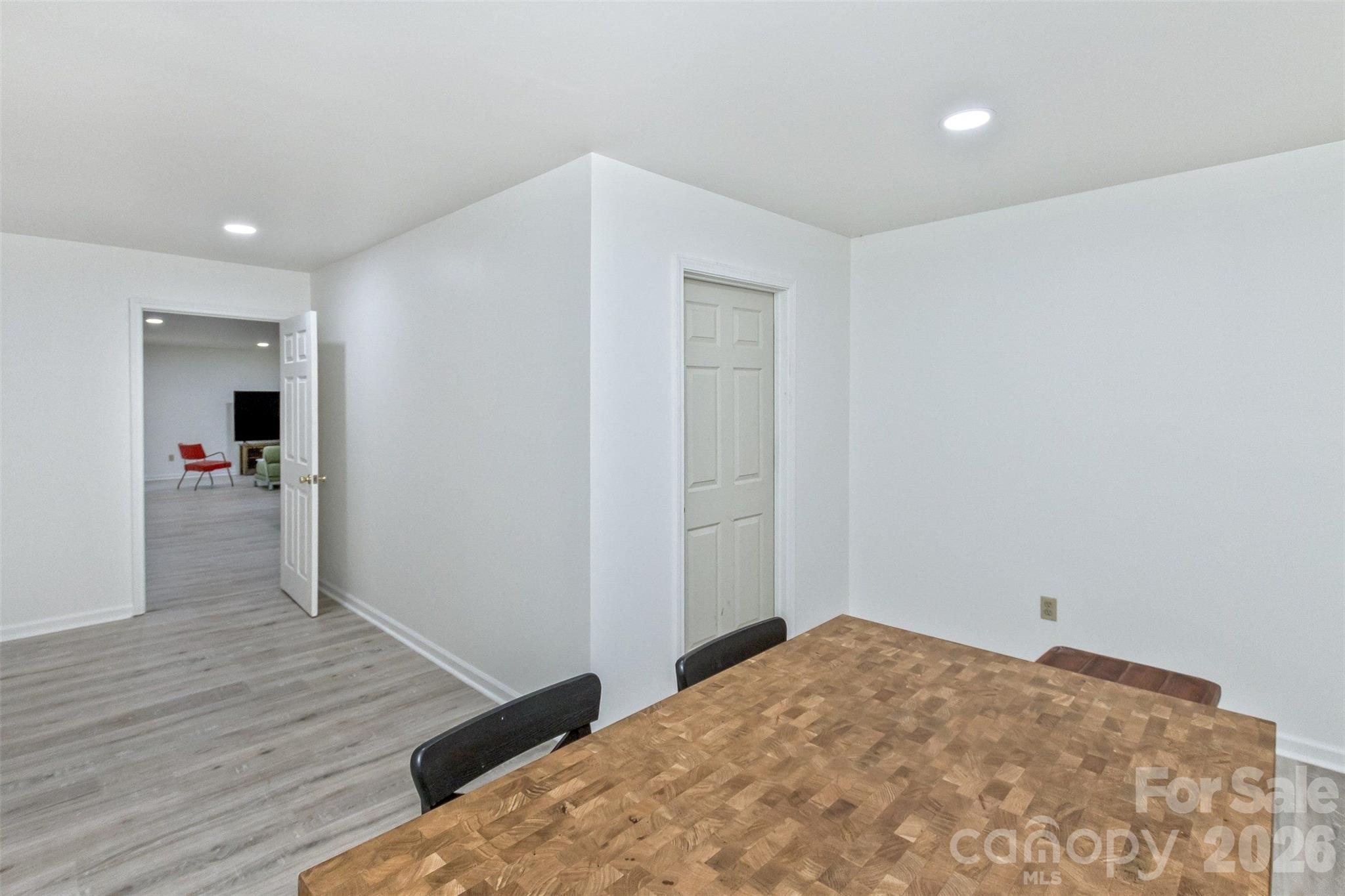 15 Village Green Drive Property Photo 40