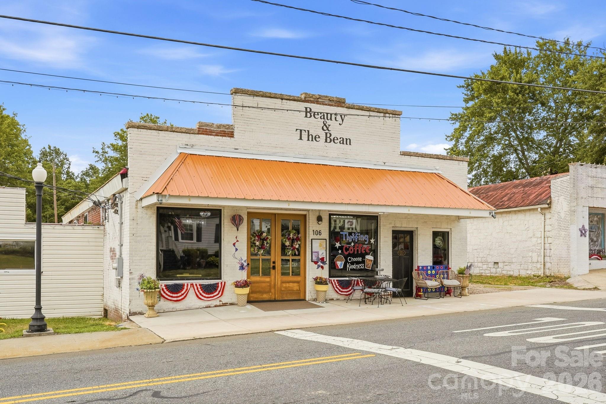 106 N Main Street Property Photo 4