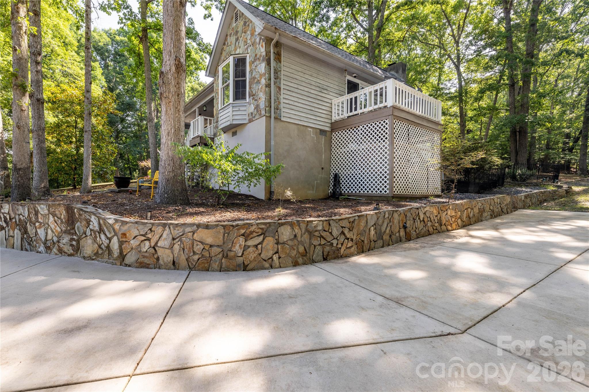 281 Jubal Reeves Circle Property Photo 4