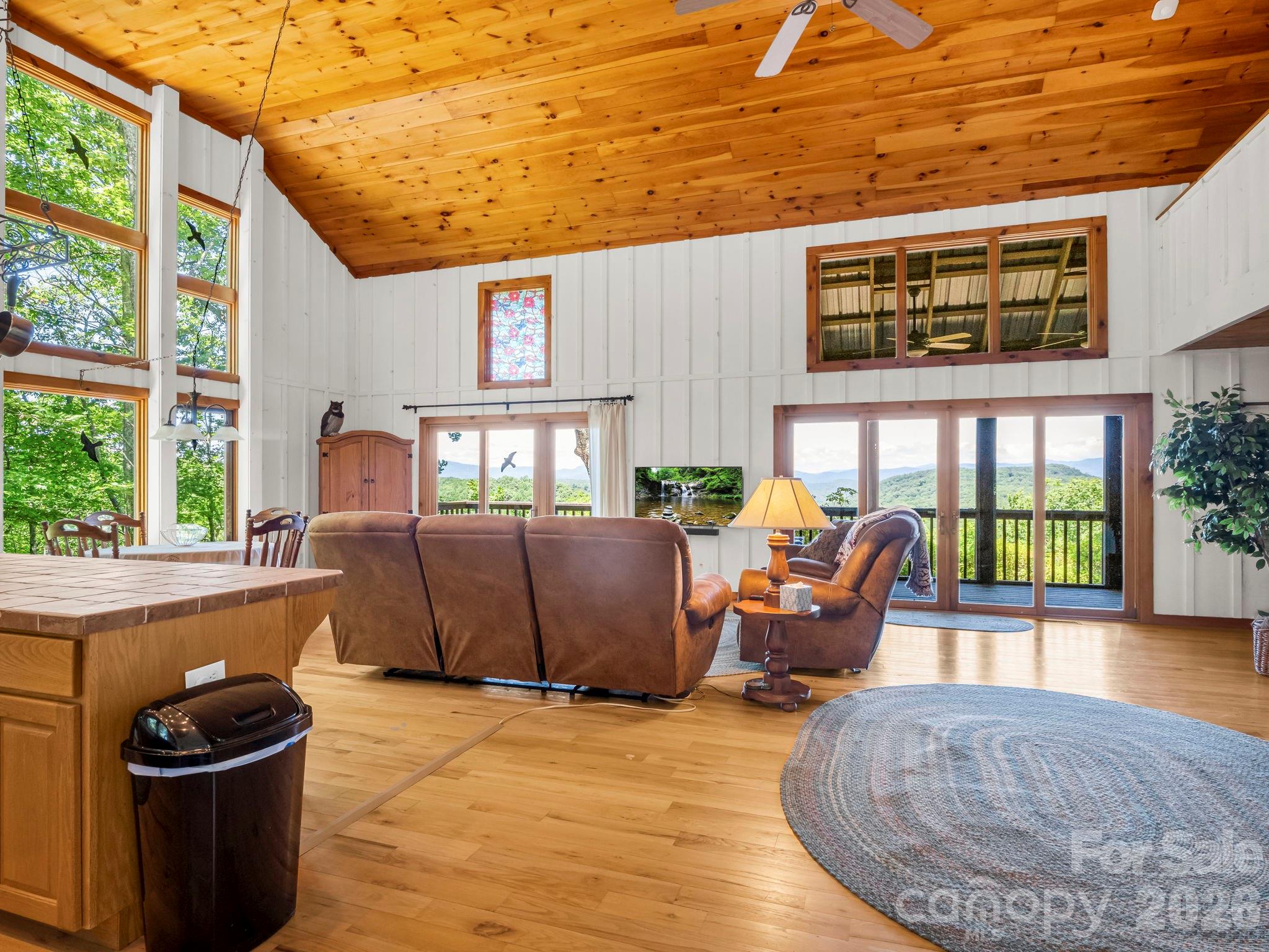 182 Antler Ridge Property Photo 10