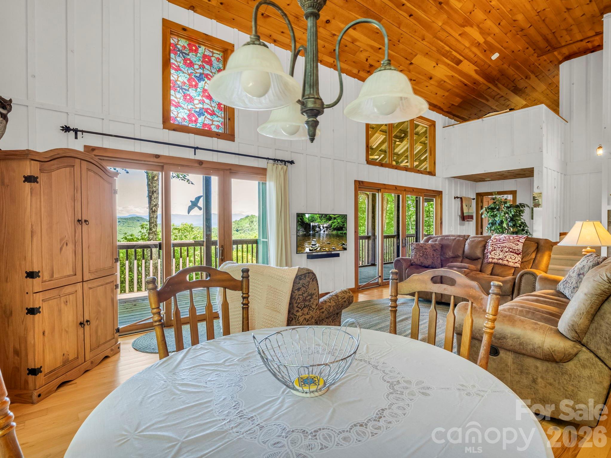 182 Antler Ridge Property Photo 12