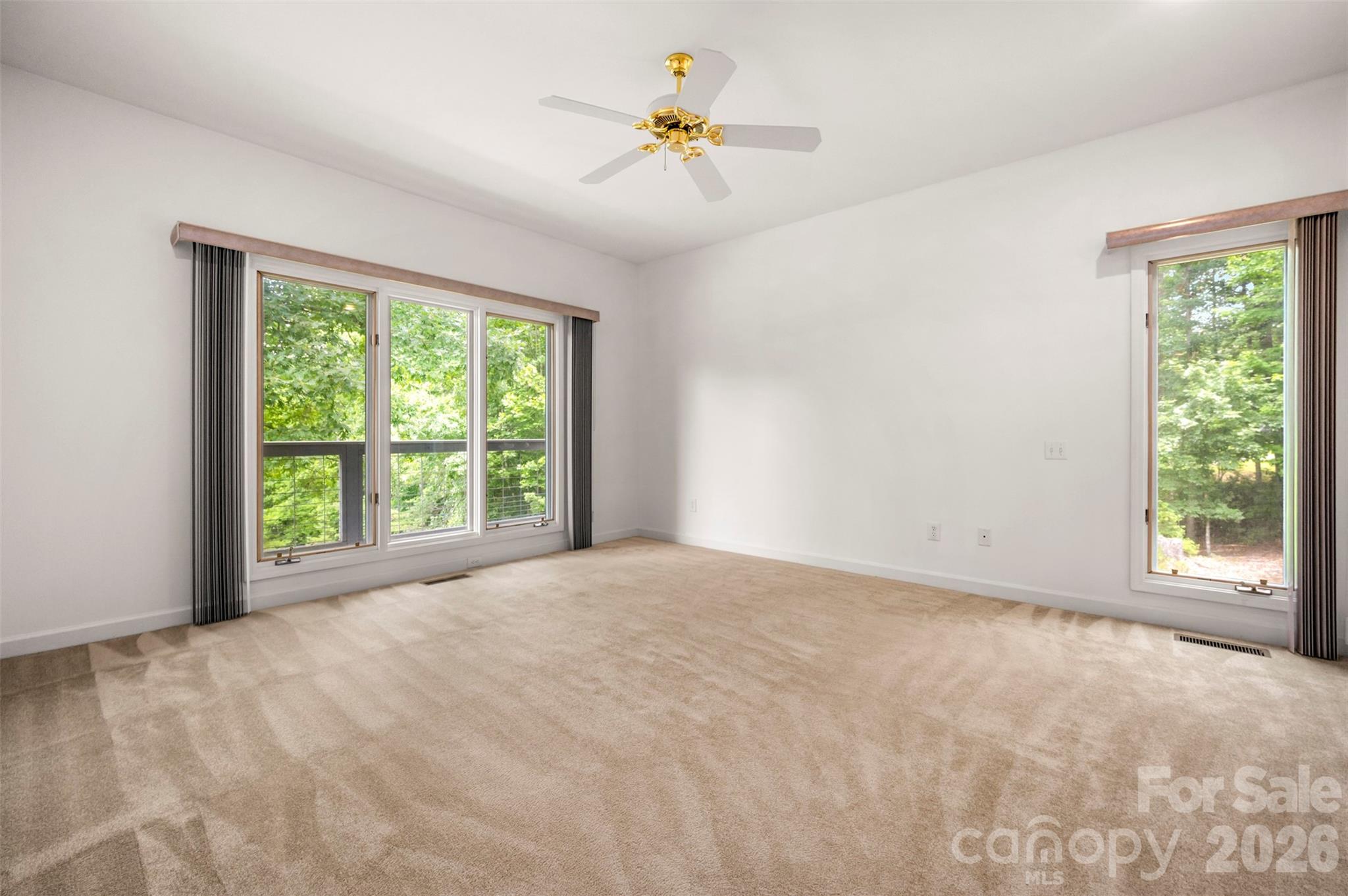 441 Lower Ridgeview Road Property Photo 22