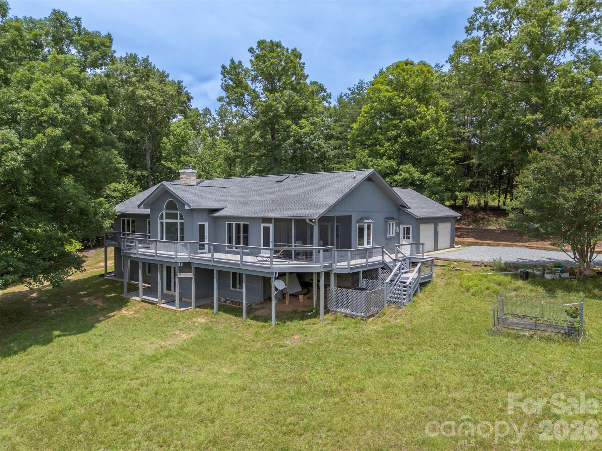 441 Lower Ridgeview Road Property Photo 45