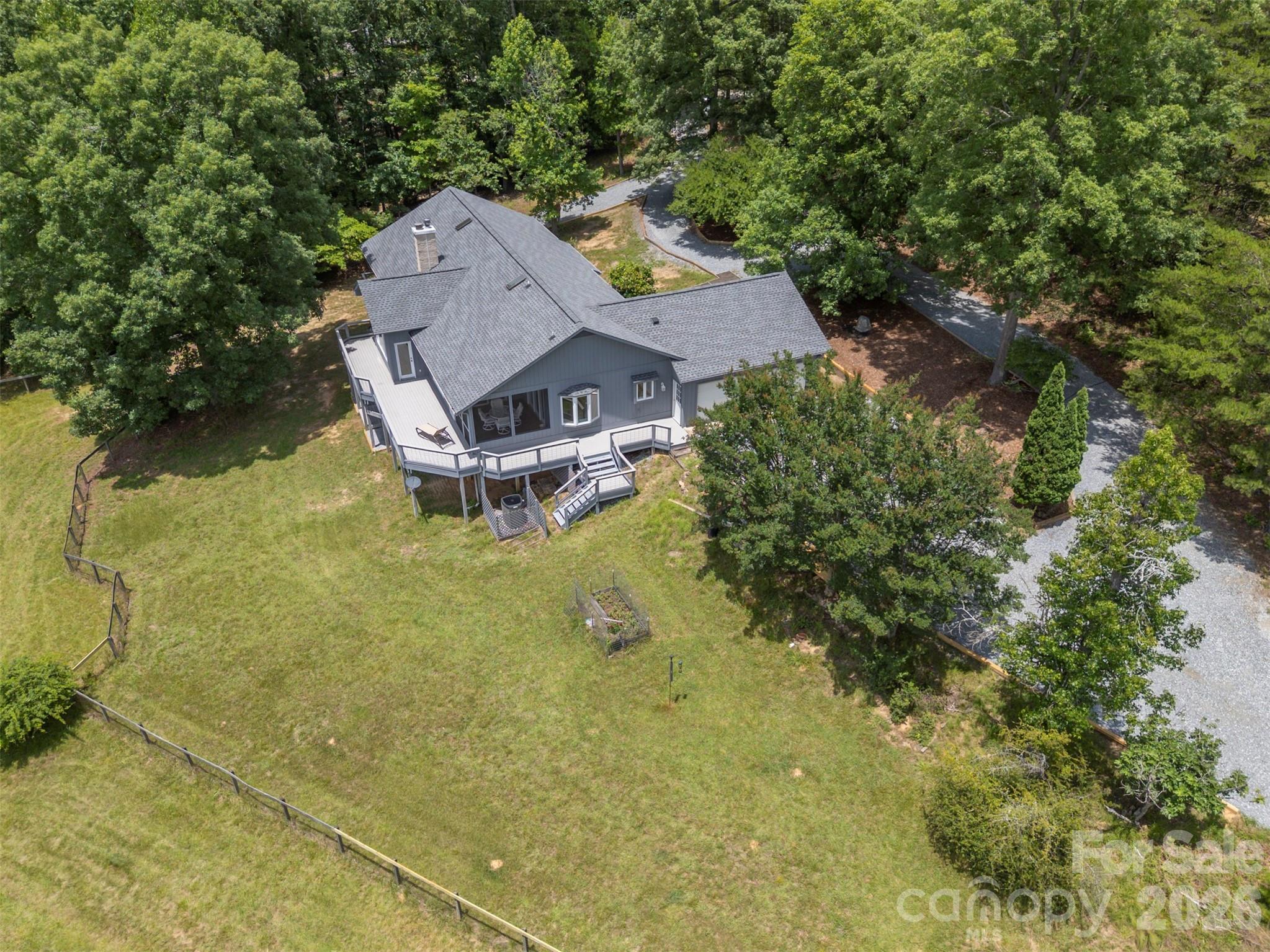 441 Lower Ridgeview Road Property Photo 47