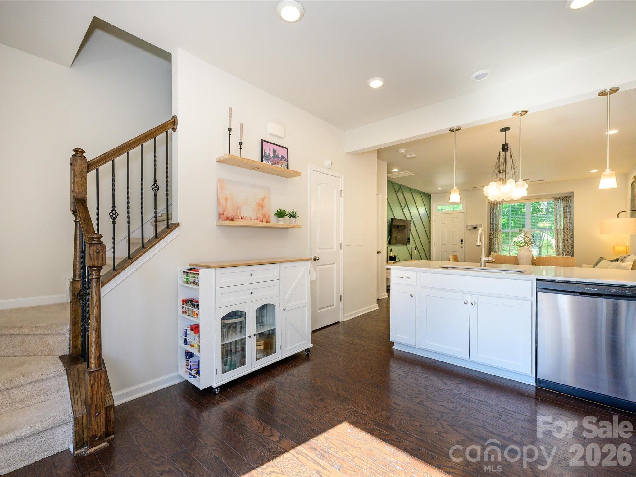 11546 Red Rust Lane Property Photo 10