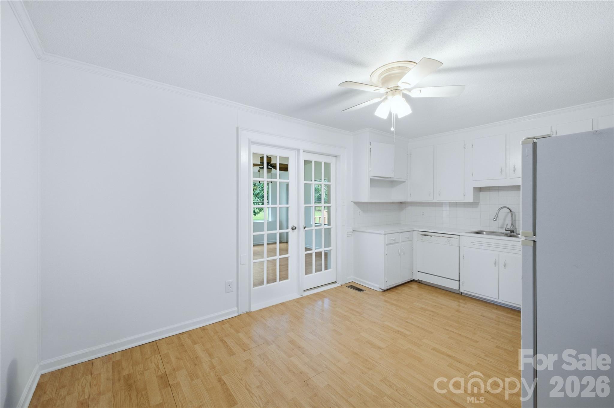 325 Grover Moore Place Property Photo 7