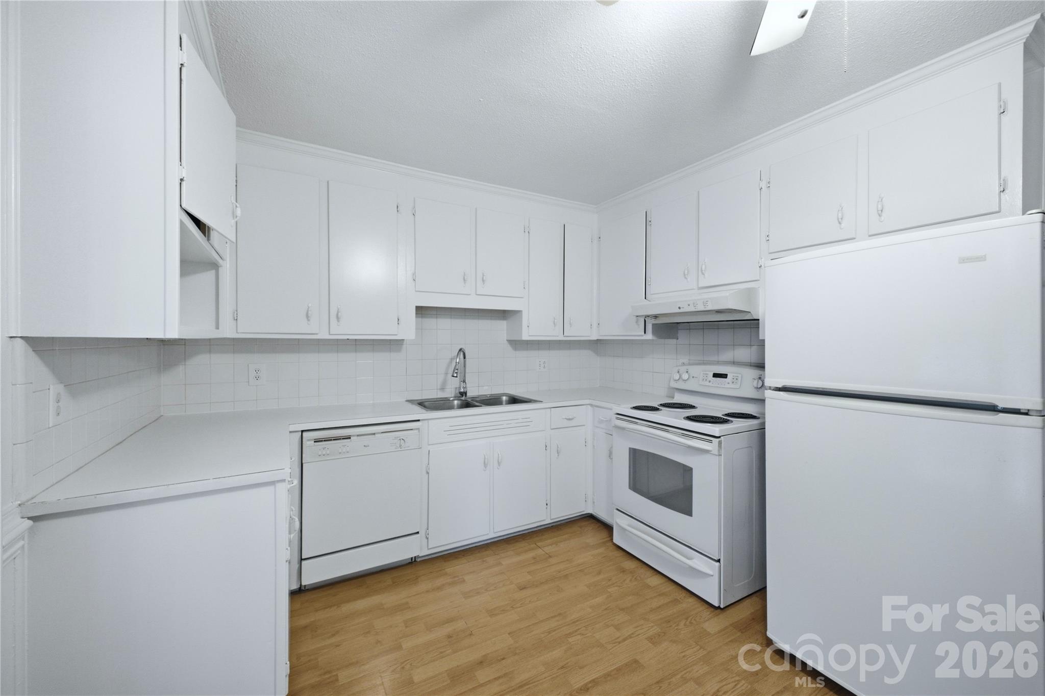 325 Grover Moore Place Property Photo 10
