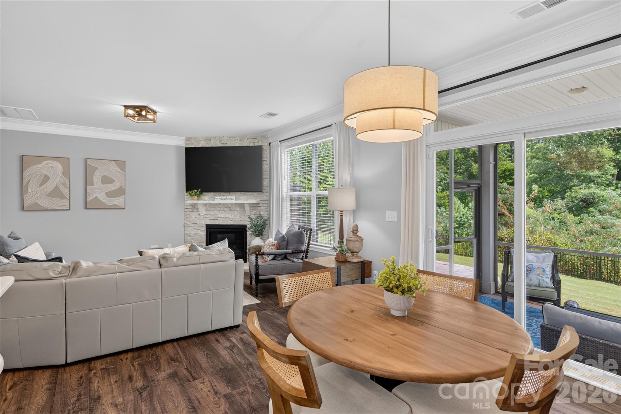3009 Lydney Circle Property Photo 13