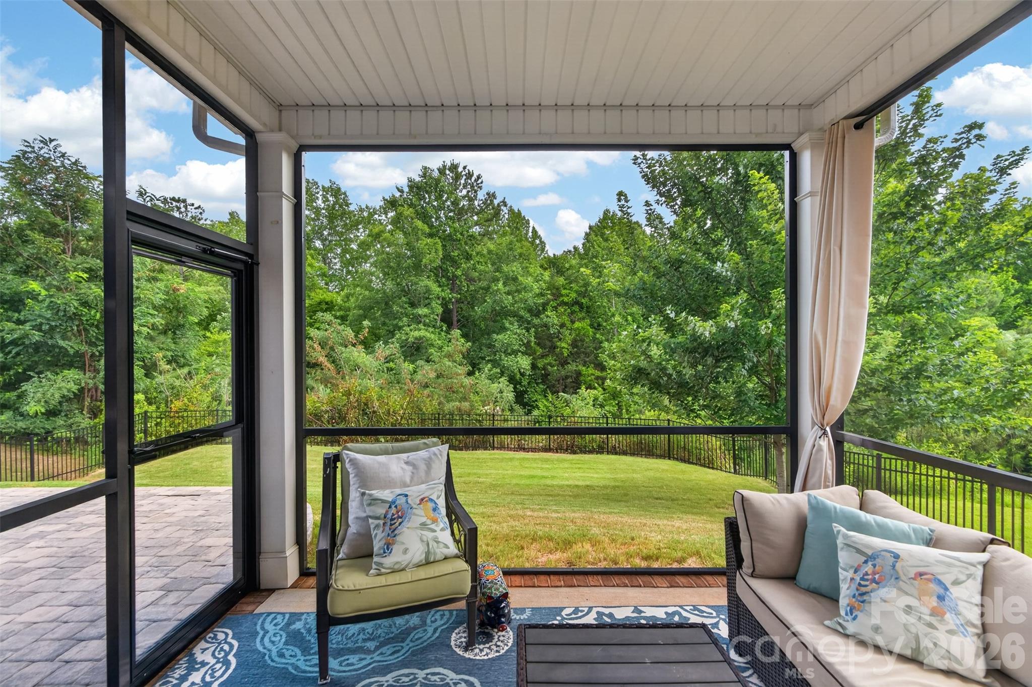 3009 Lydney Circle Property Photo 37