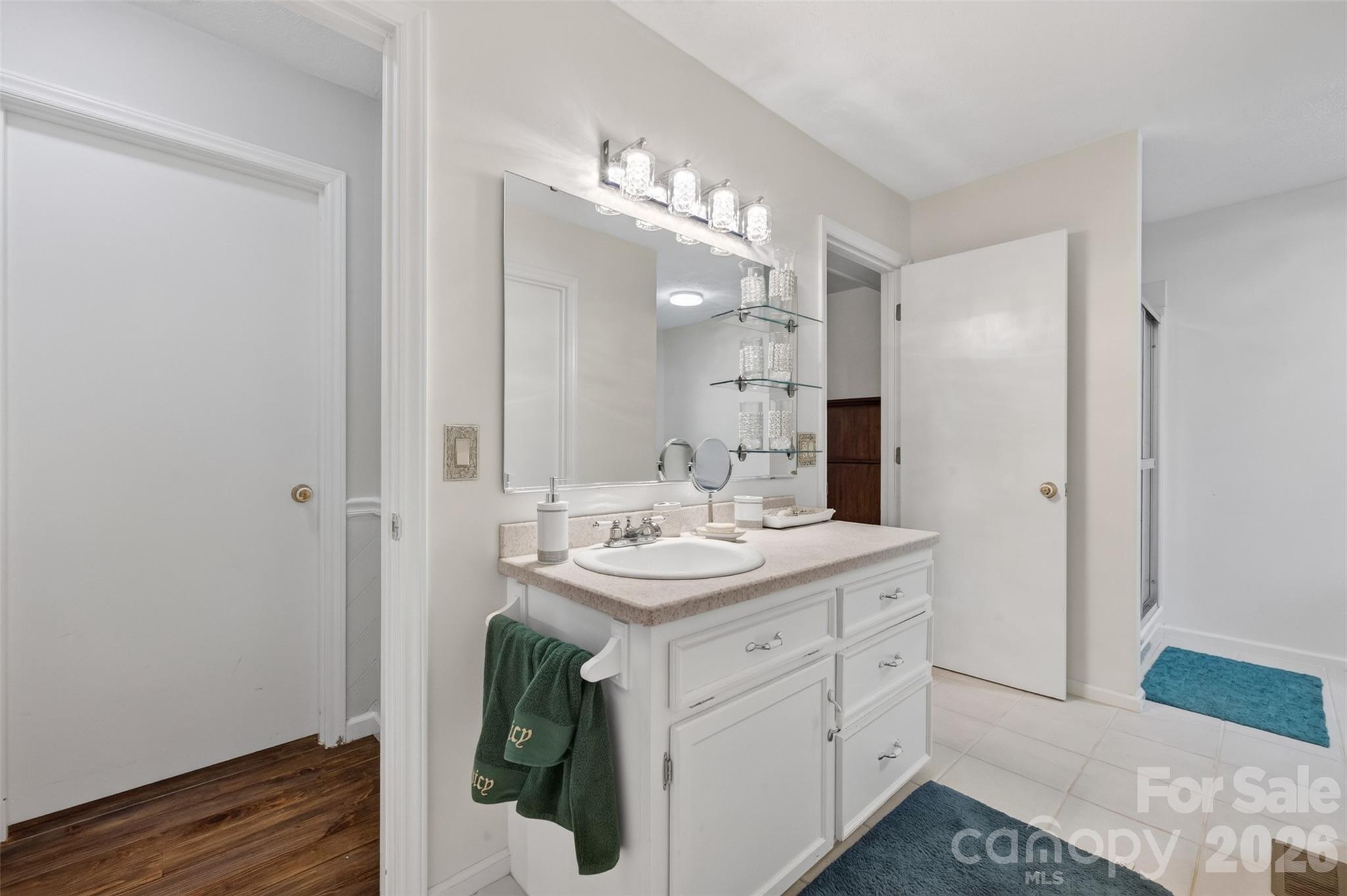 1117 Cedar Creek Drive Property Photo 17