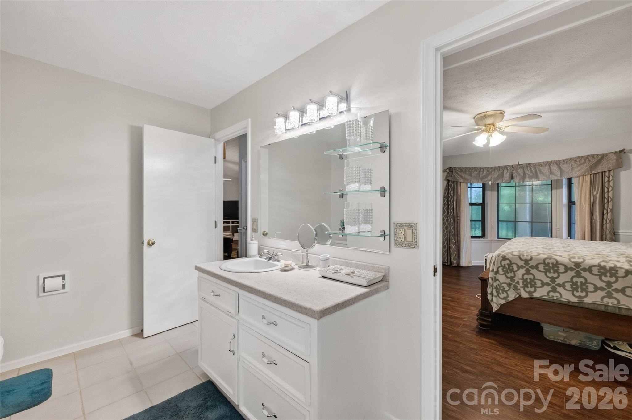 1117 Cedar Creek Drive Property Photo 18