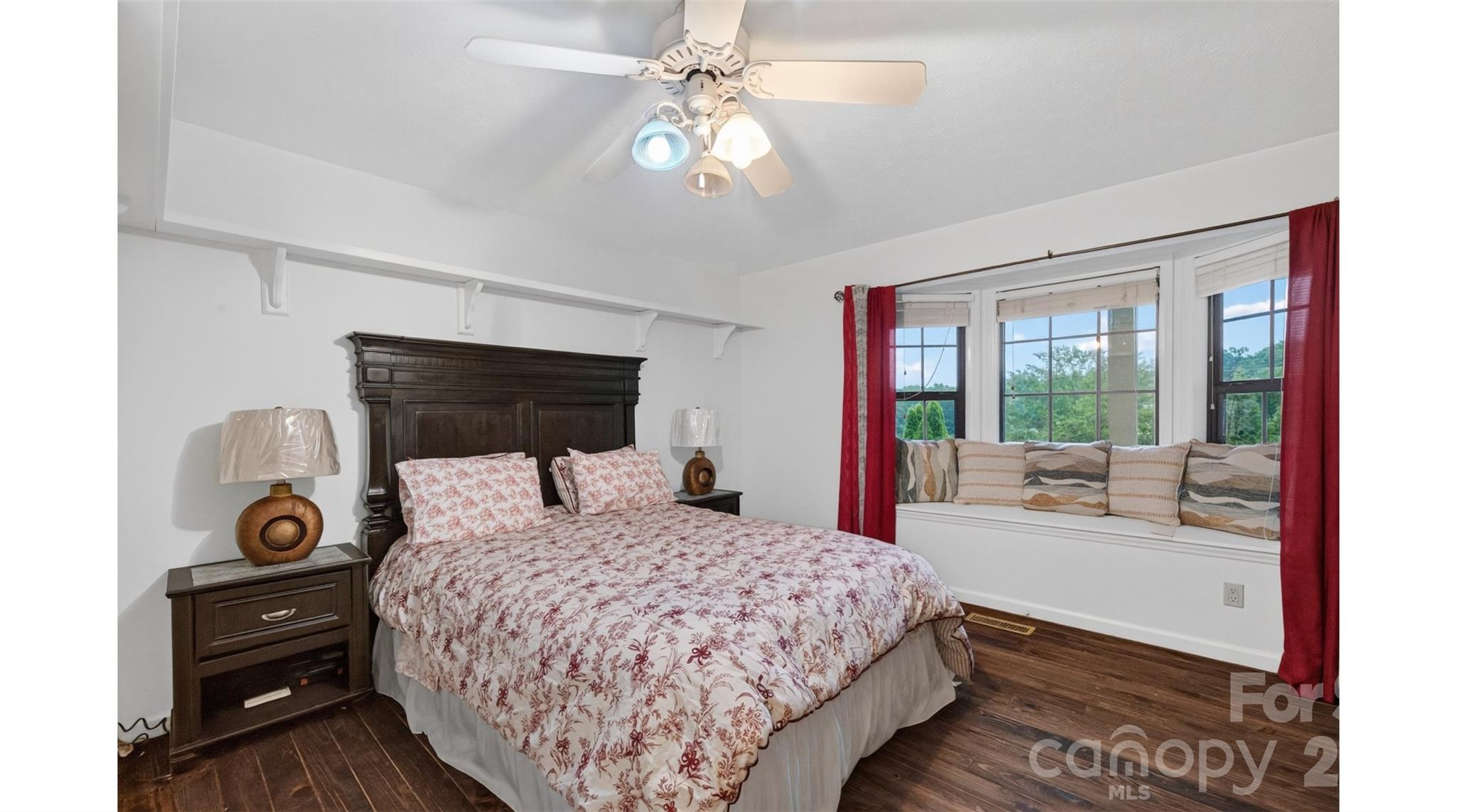 1117 Cedar Creek Drive Property Photo 23
