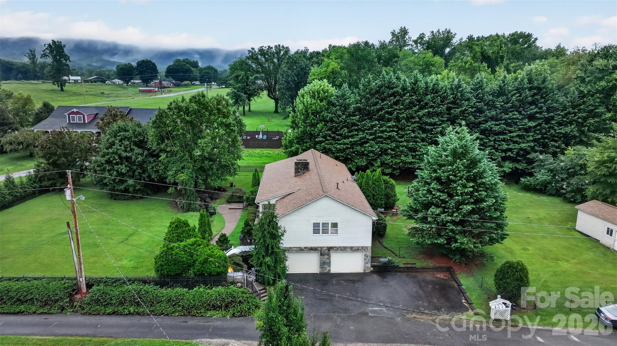 1117 Cedar Creek Drive Property Photo 37