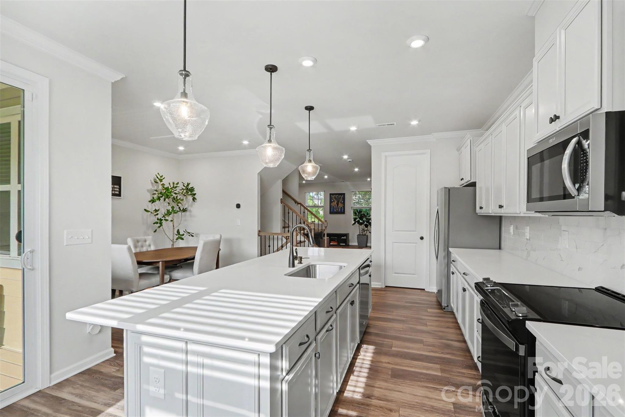 16704 Summers Walk Boulevard 27 Property Photo 14