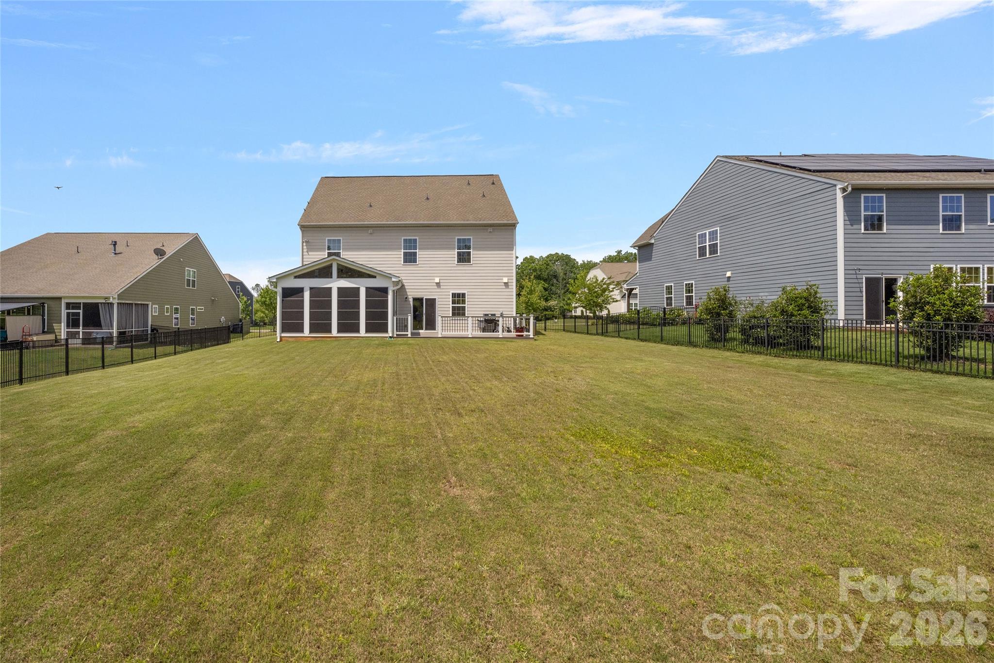 11119 Grenfell Avenue Property Photo 25