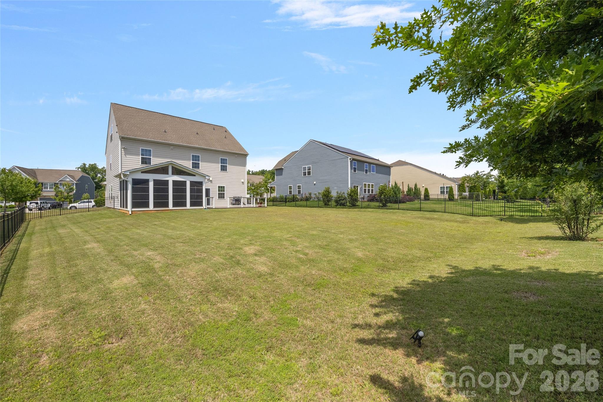 11119 Grenfell Avenue Property Photo 26