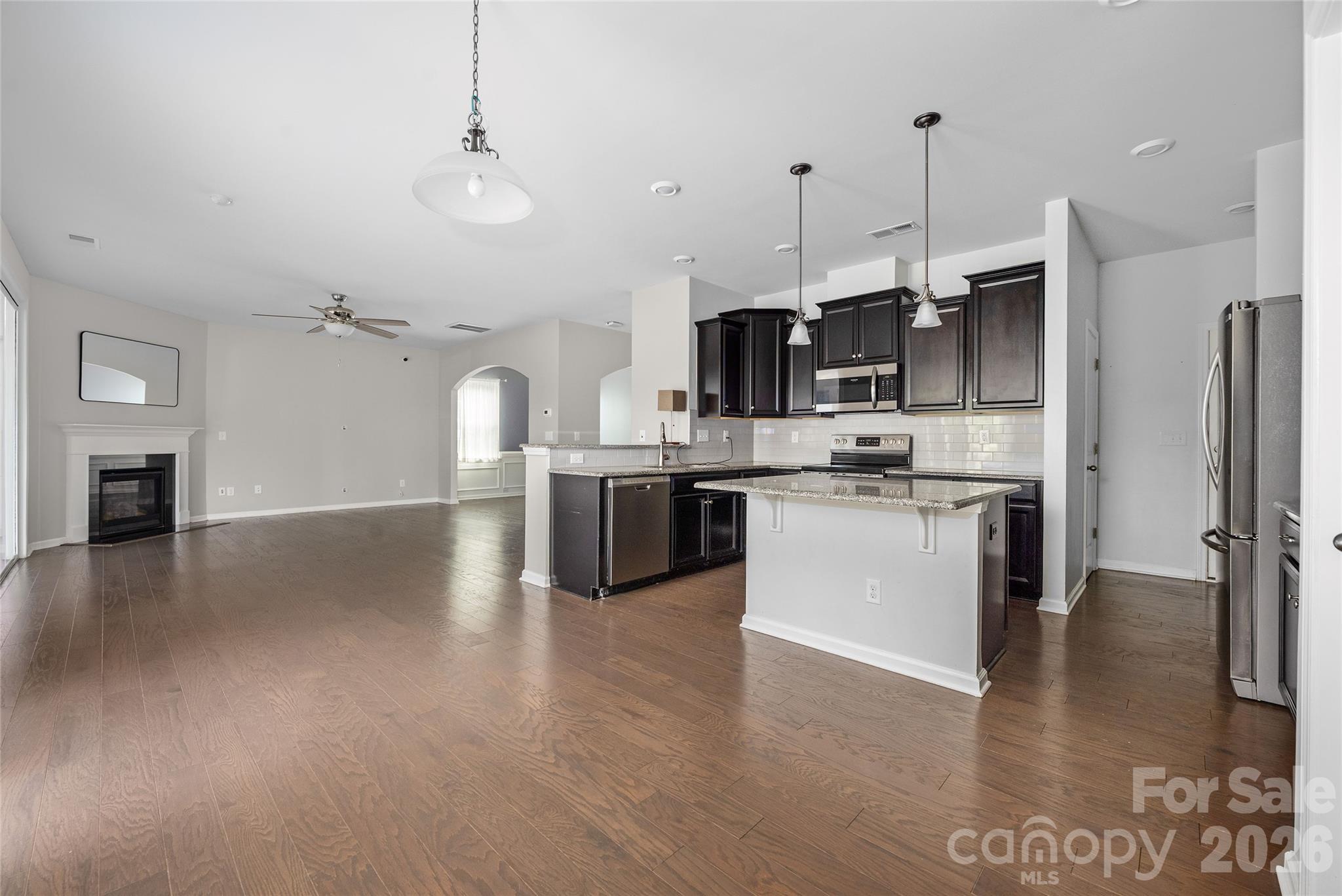 11119 Grenfell Avenue Property Photo 38