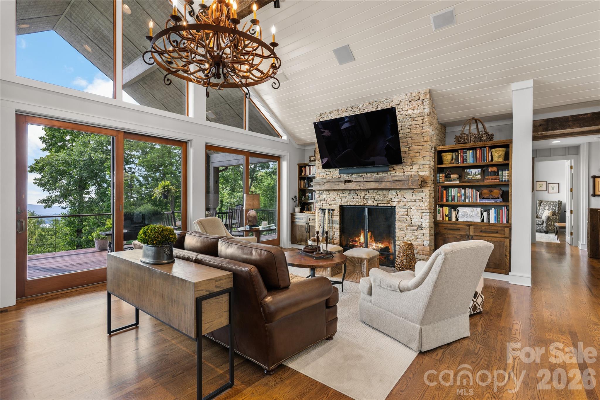 100 Meadow Ridge Drive Property Photo 6