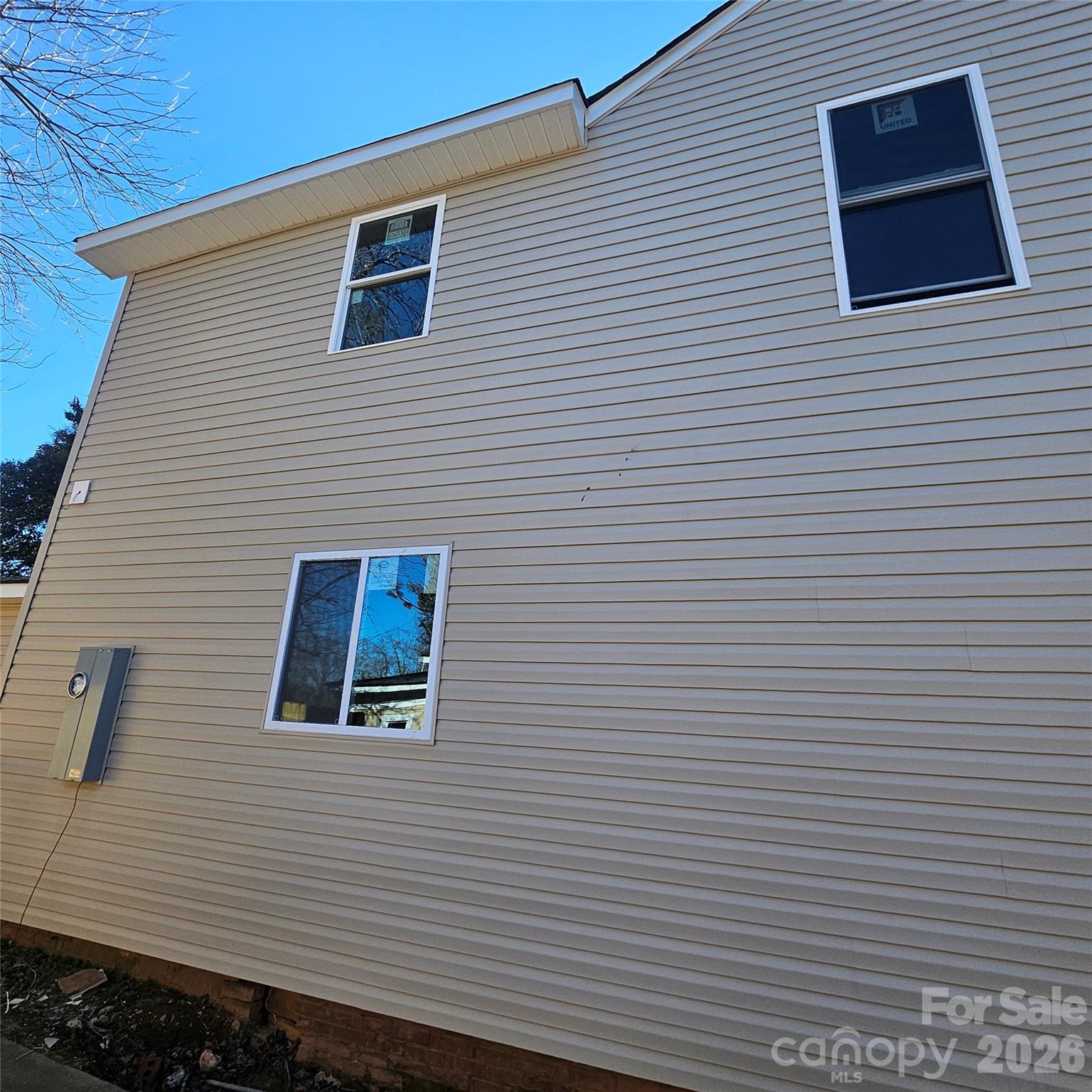 468 Liberty Street Property Photo 3