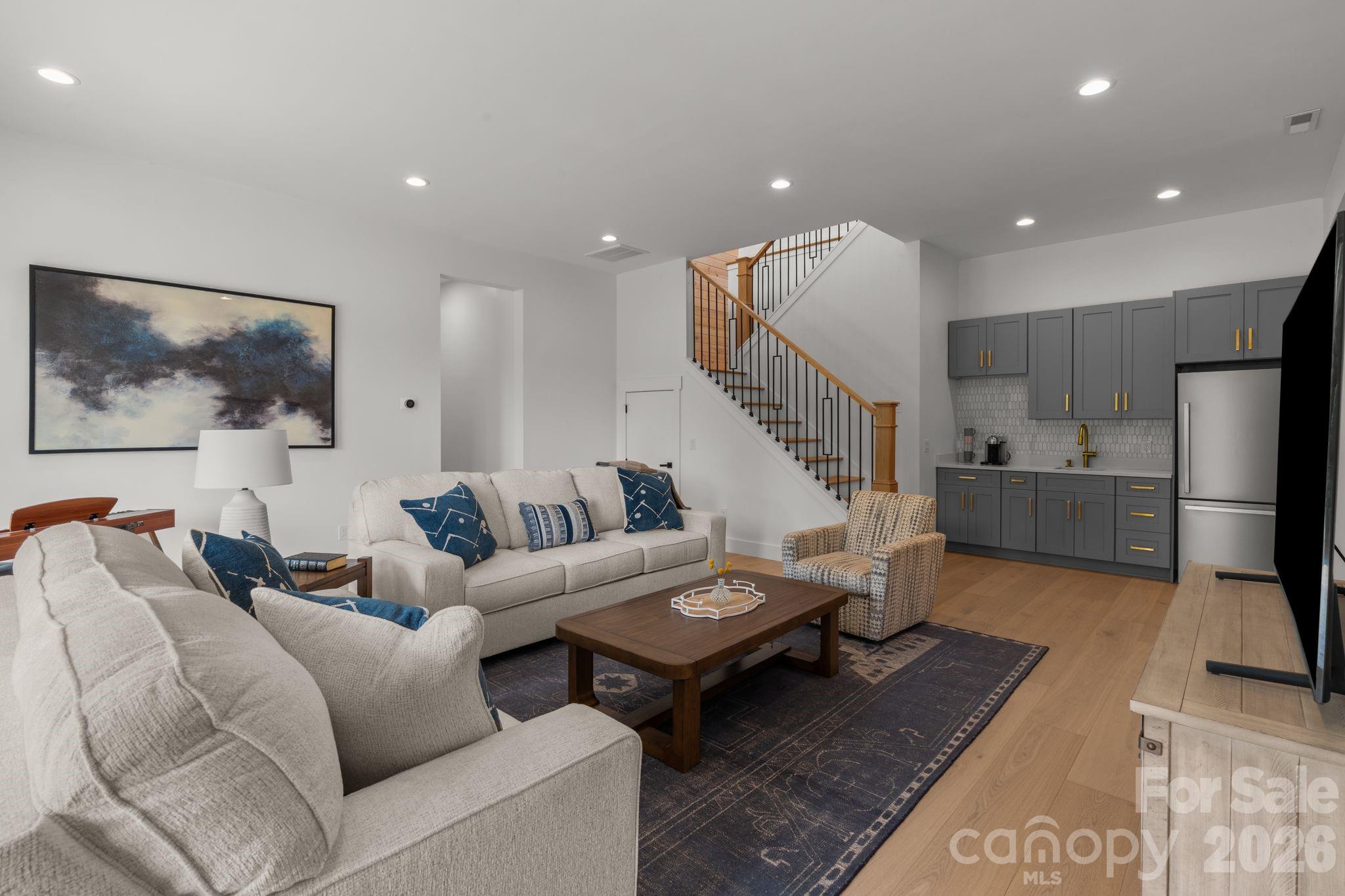 7 Temujin Drive Property Photo 35