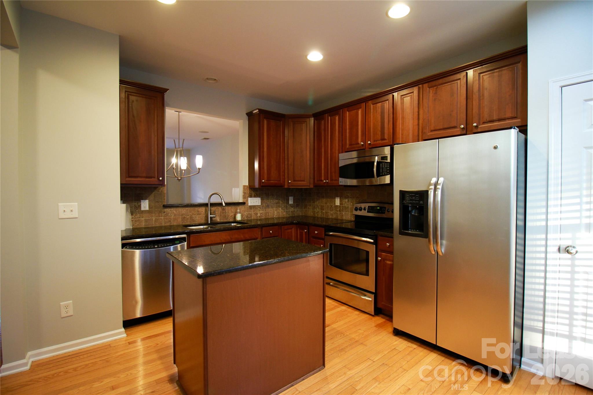 264 W Bland Street Property Photo 12