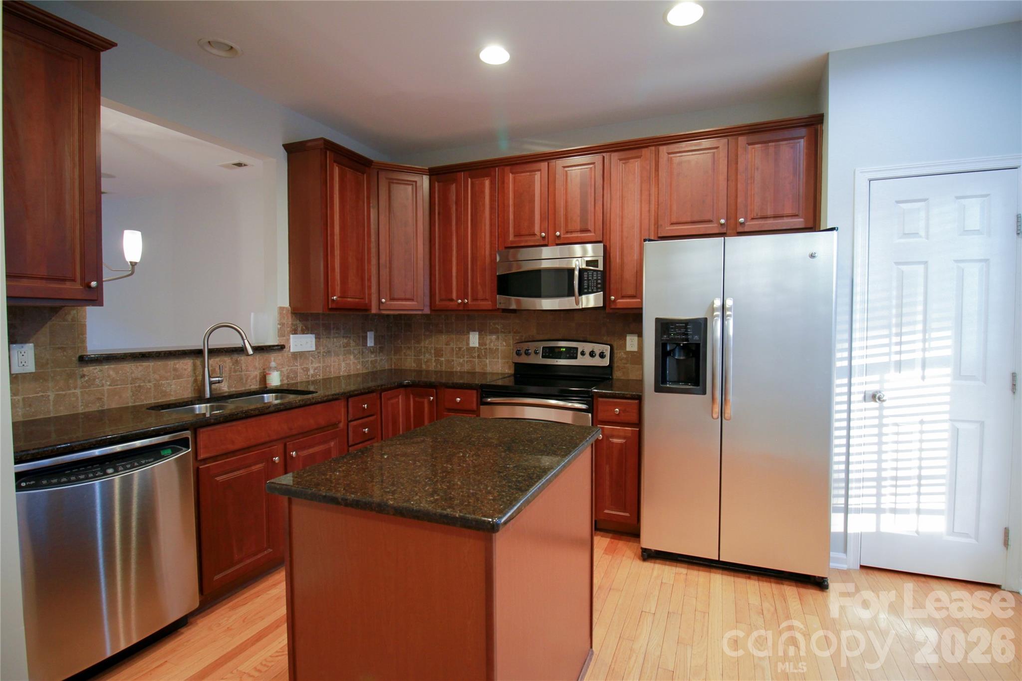 264 W Bland Street Property Photo 13
