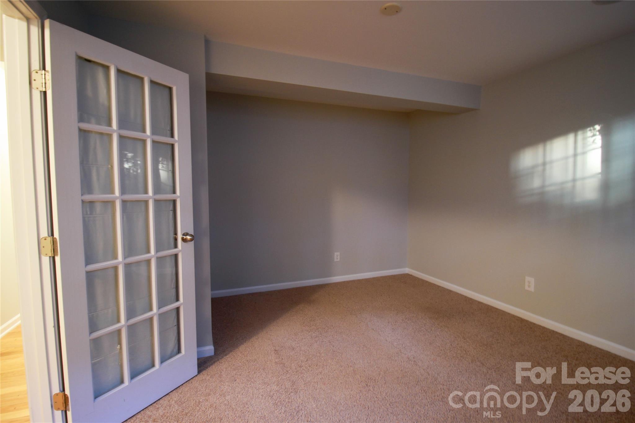 264 W Bland Street Property Photo 19