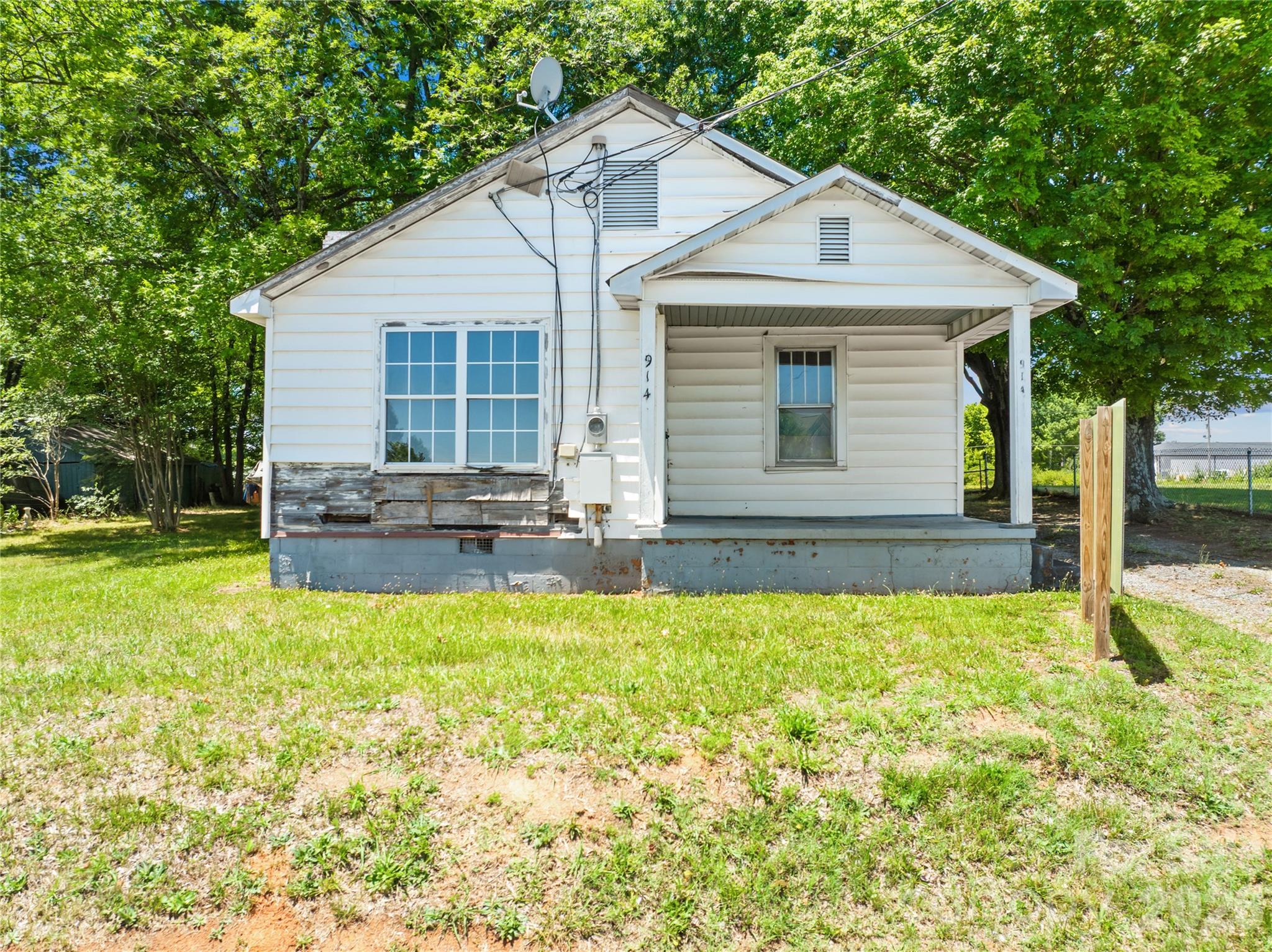 914 Wall Street Property Photo 5