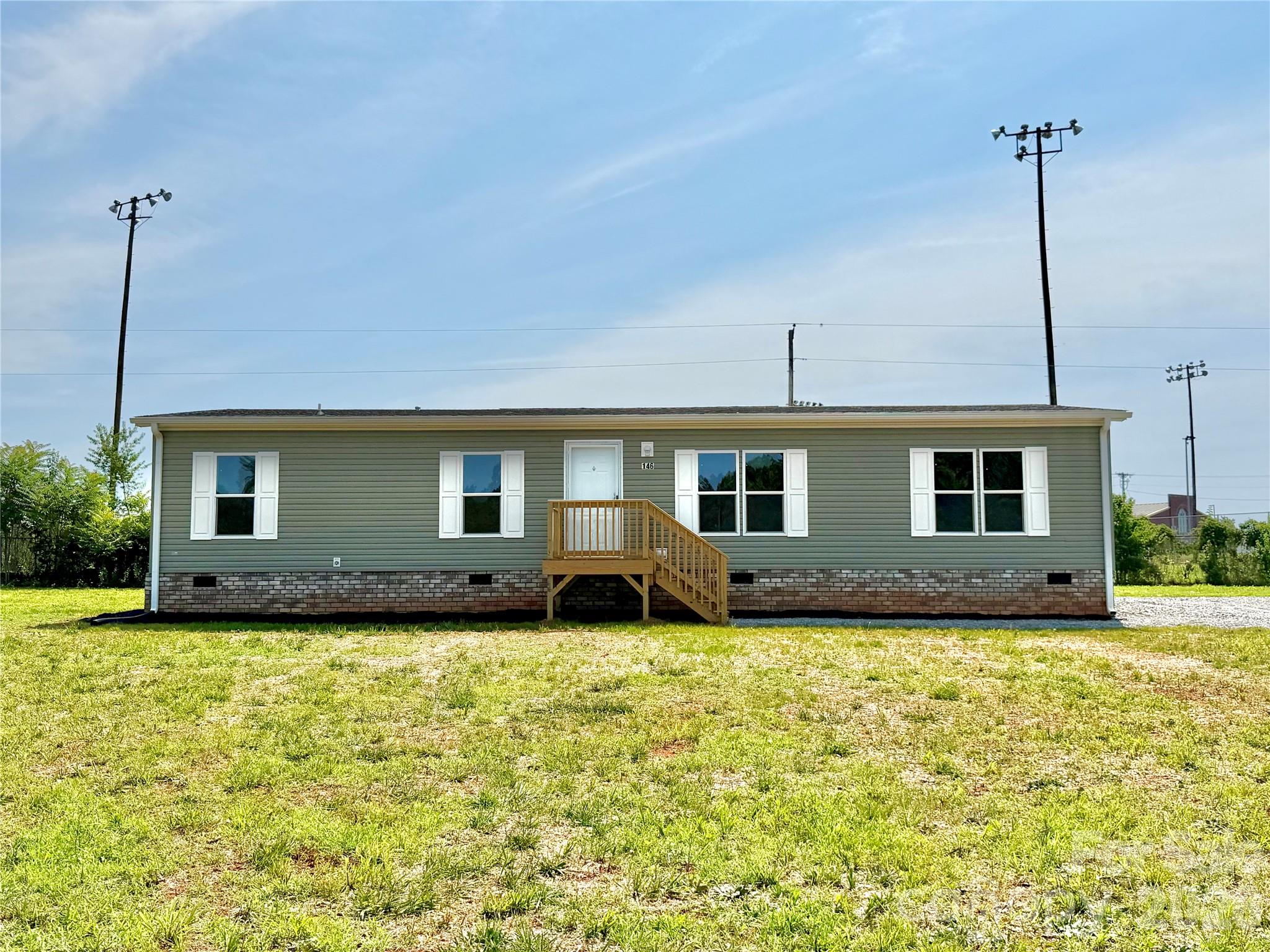 146 Con Lee Drive Property Photo 2