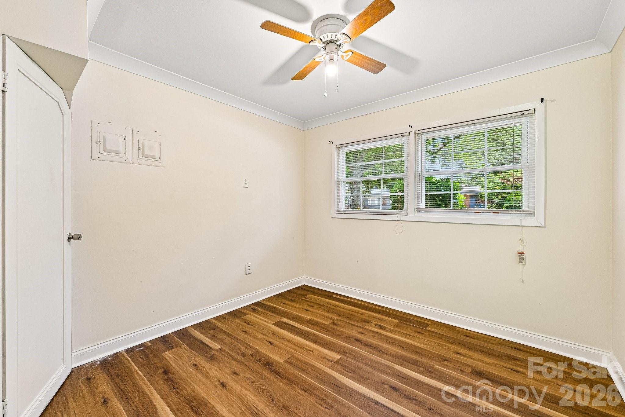 923 Yuma Street Property Photo 20